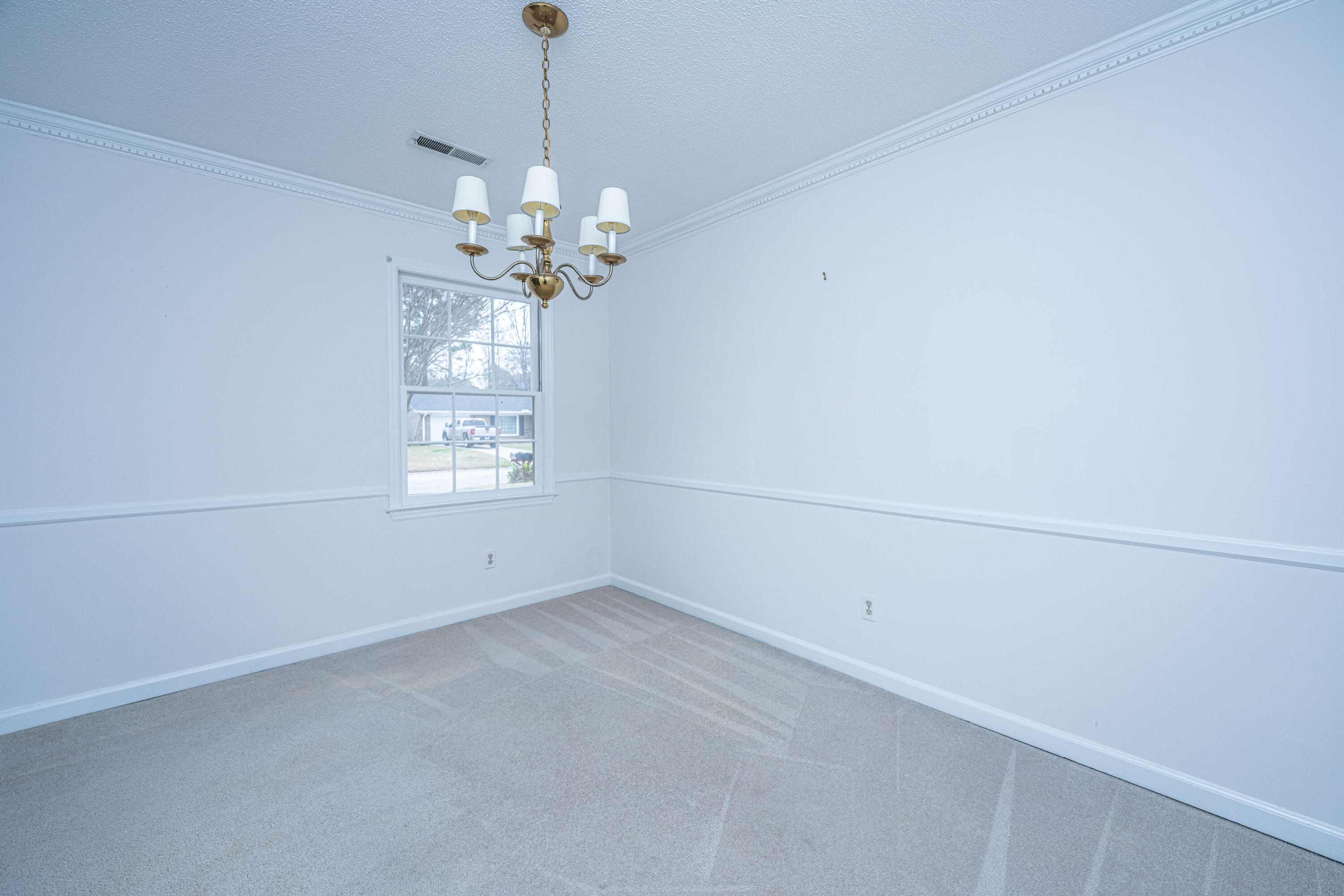 113 Kennington Drive