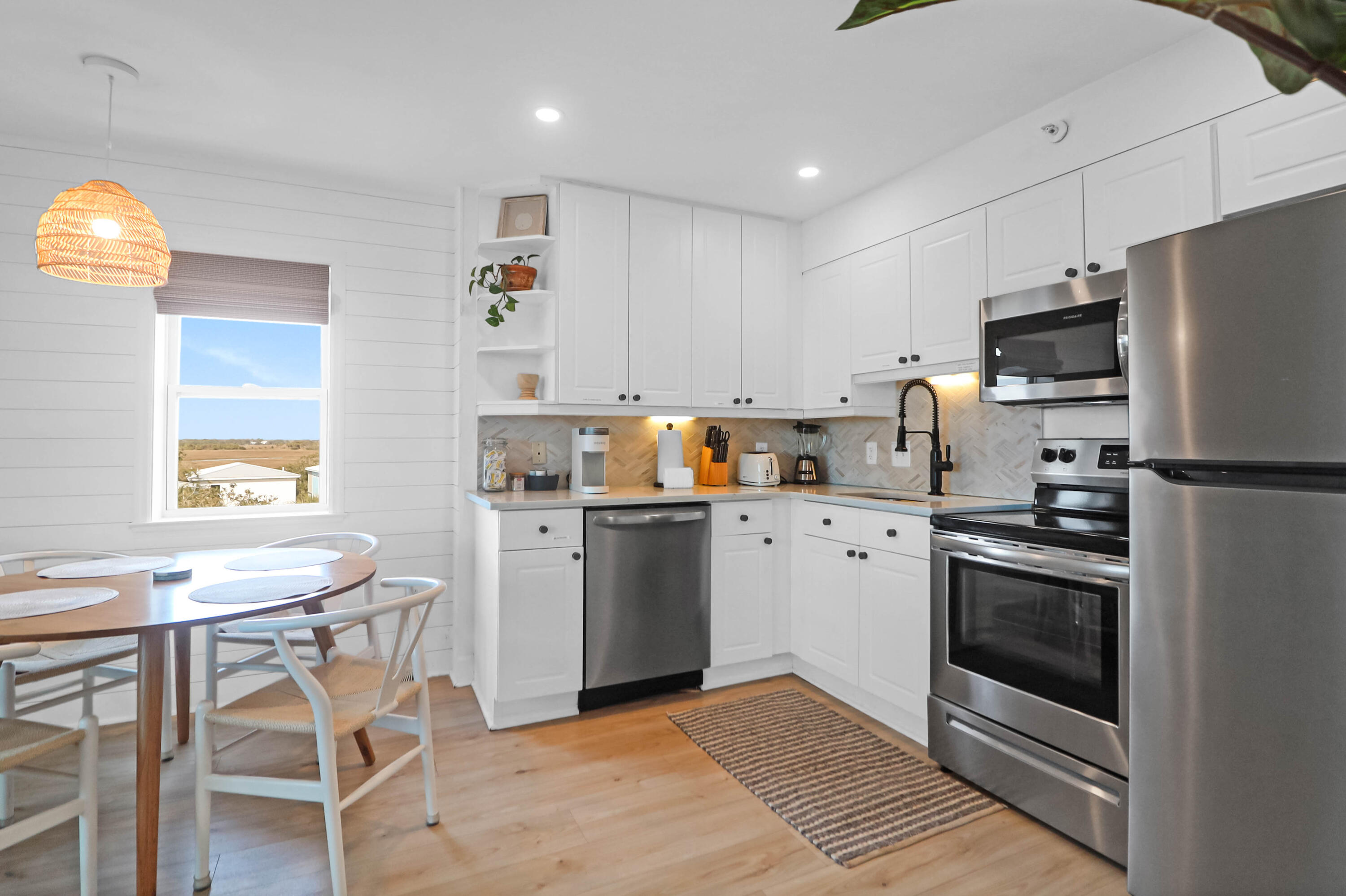 2395 Folly Road # 4h