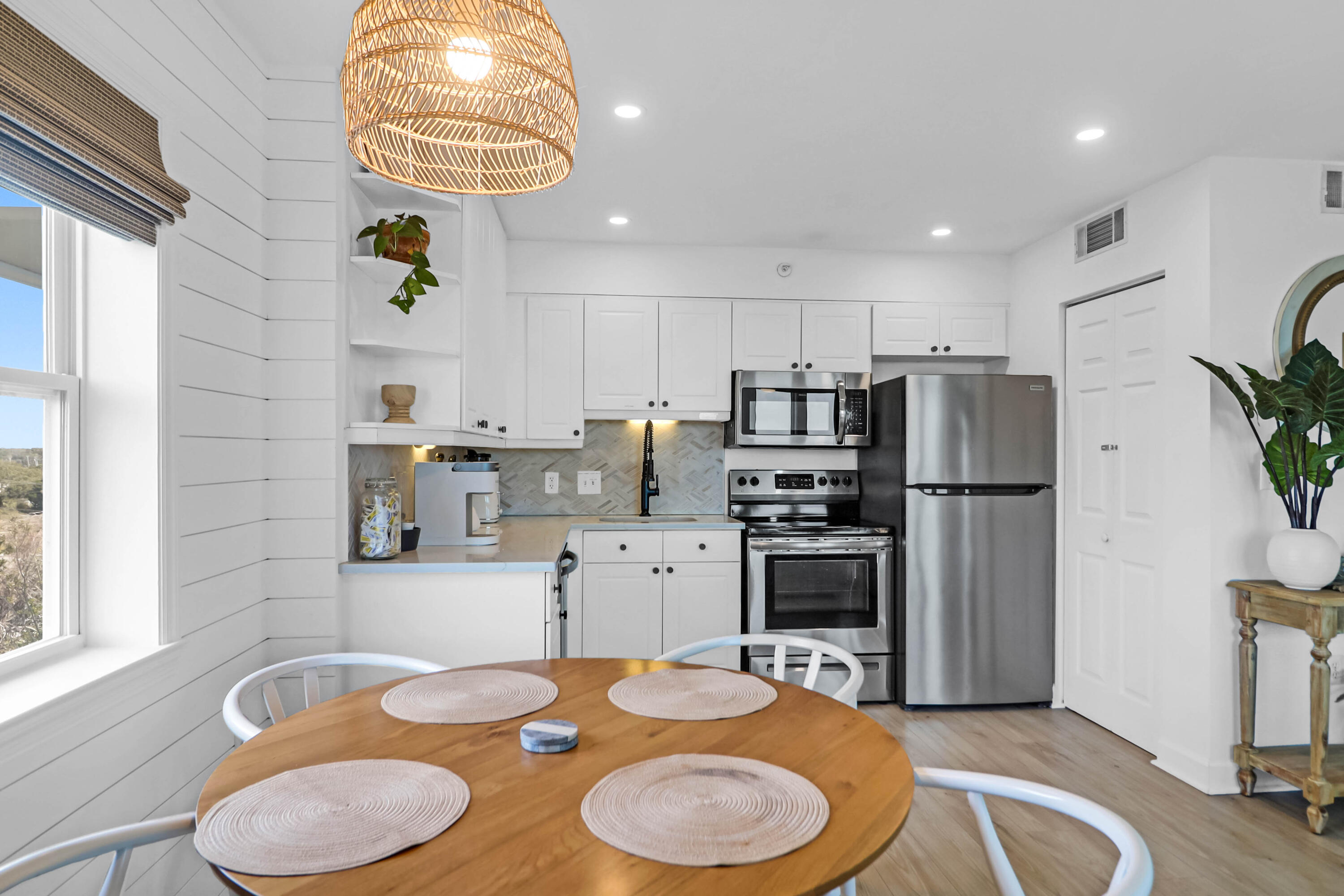 2395 Folly Road # 4h