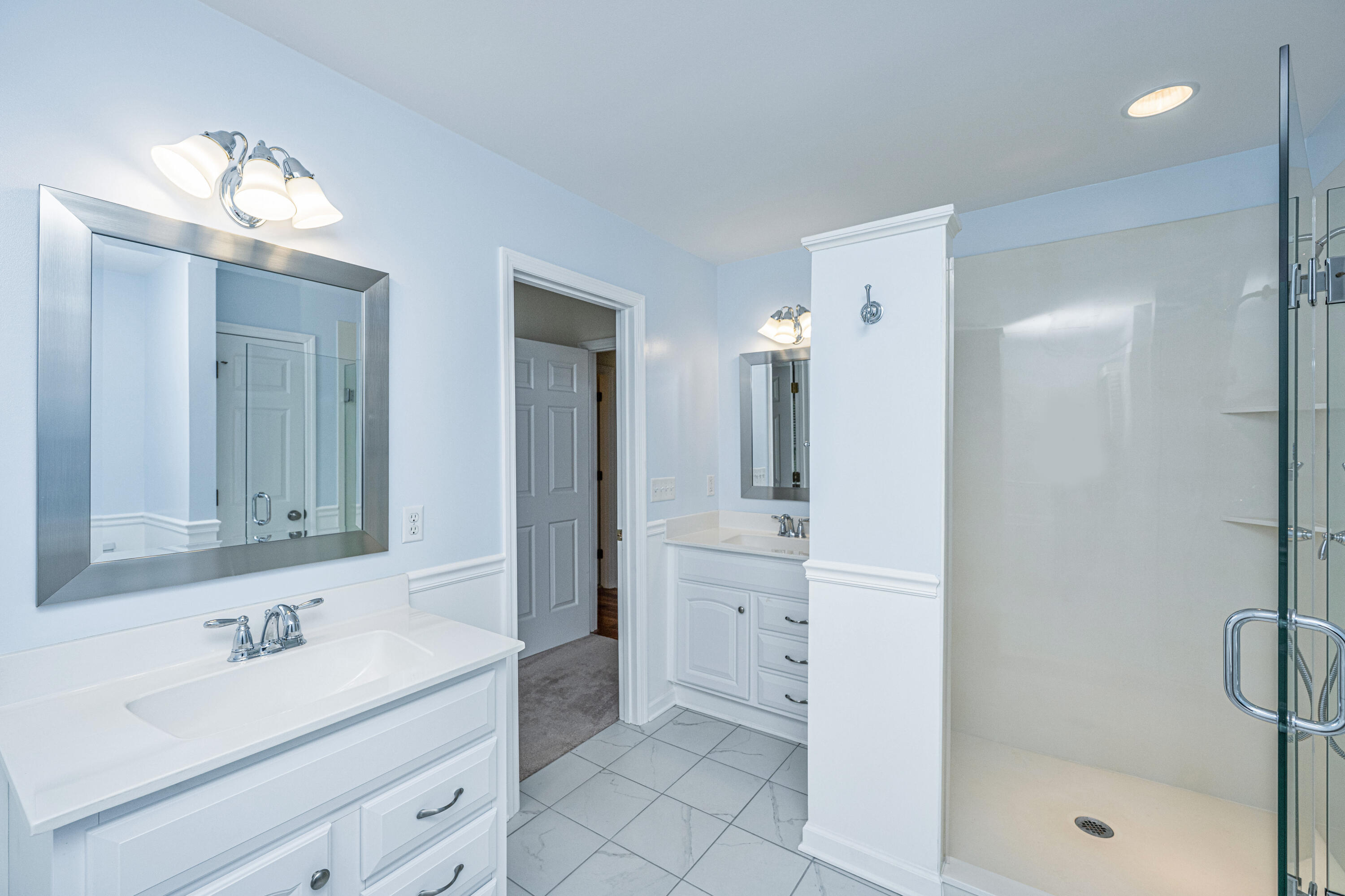 476 E Wimbledon Drive