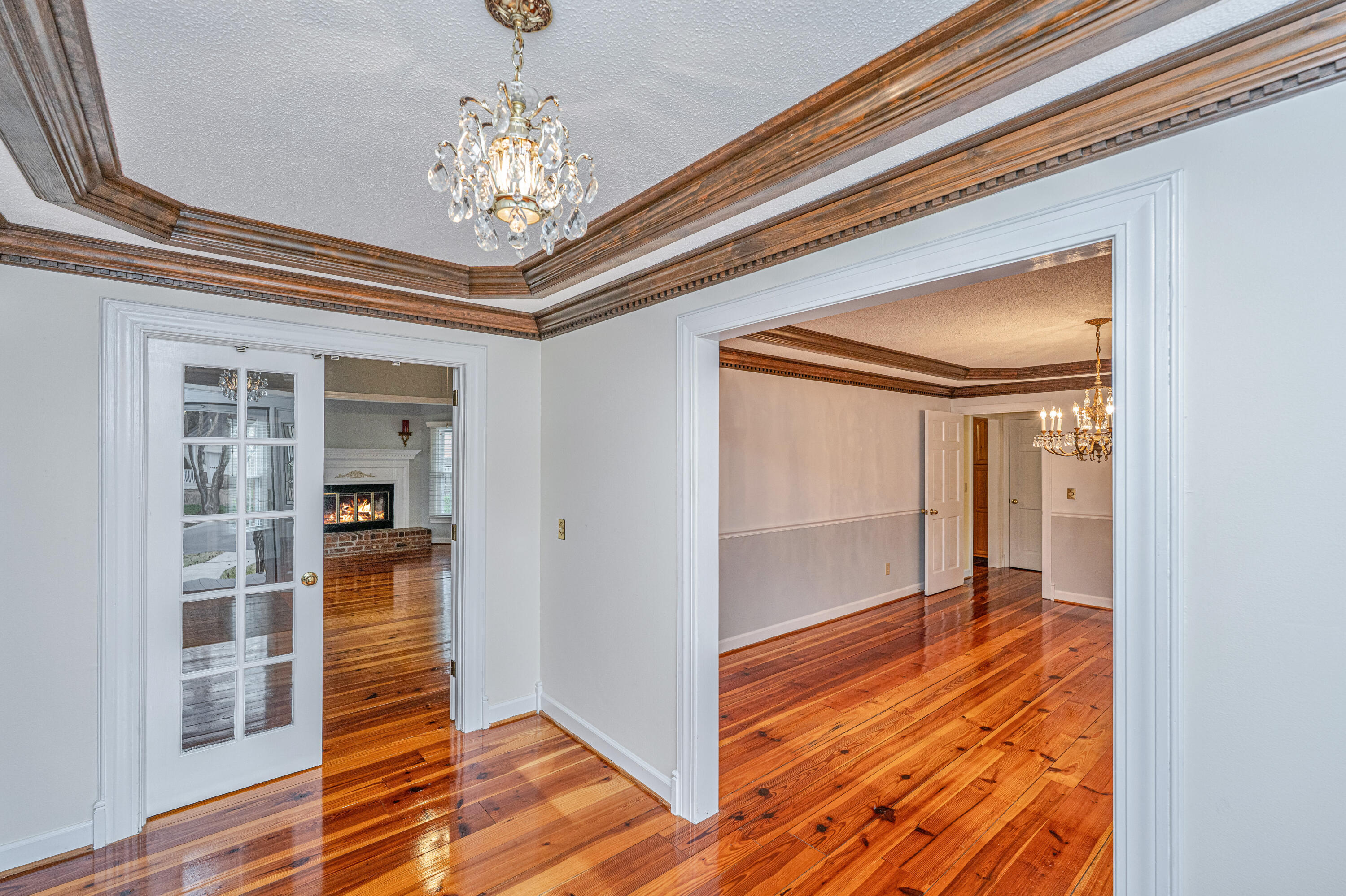 476 E Wimbledon Drive