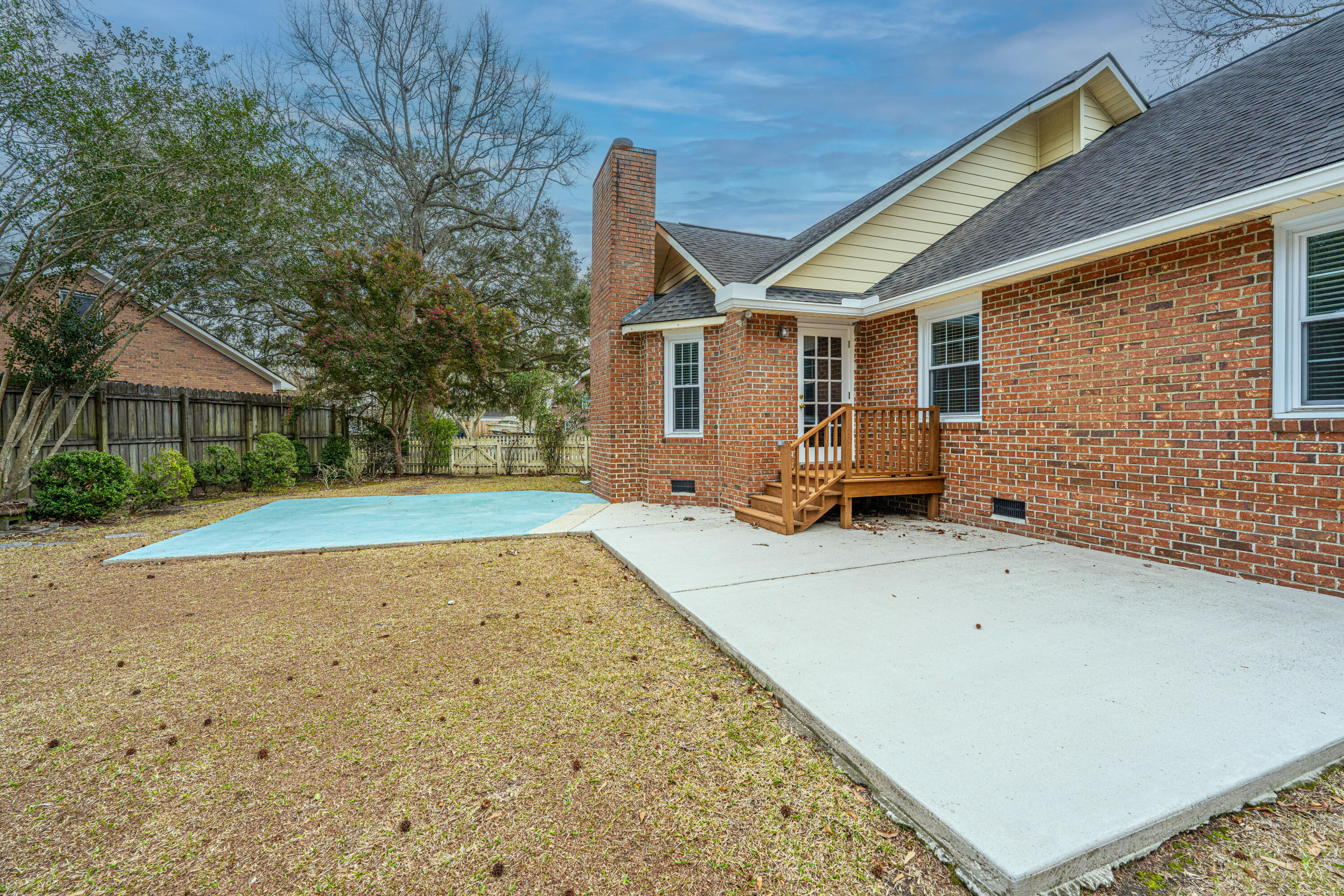 476 E Wimbledon Drive