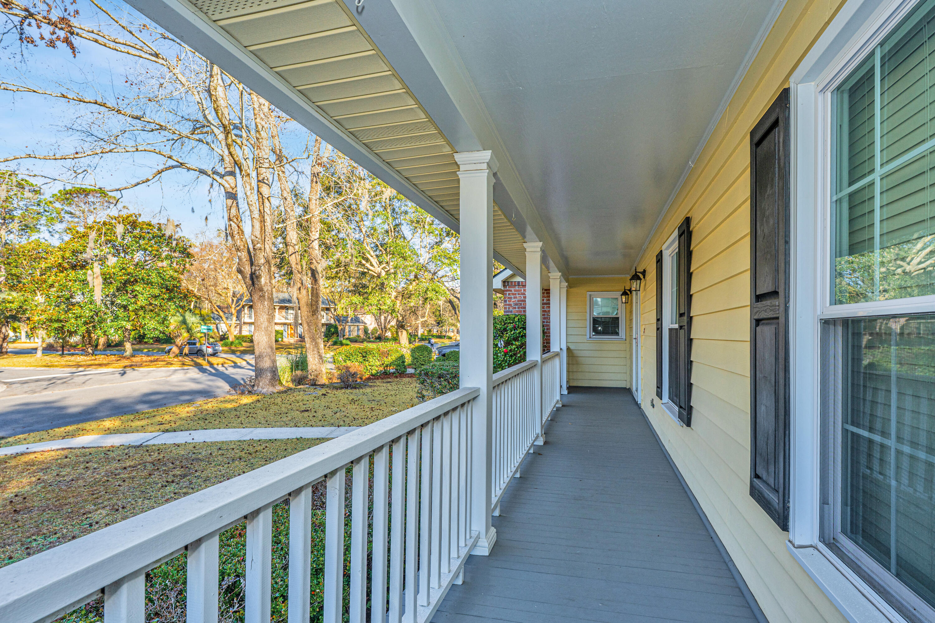 476 E Wimbledon Drive