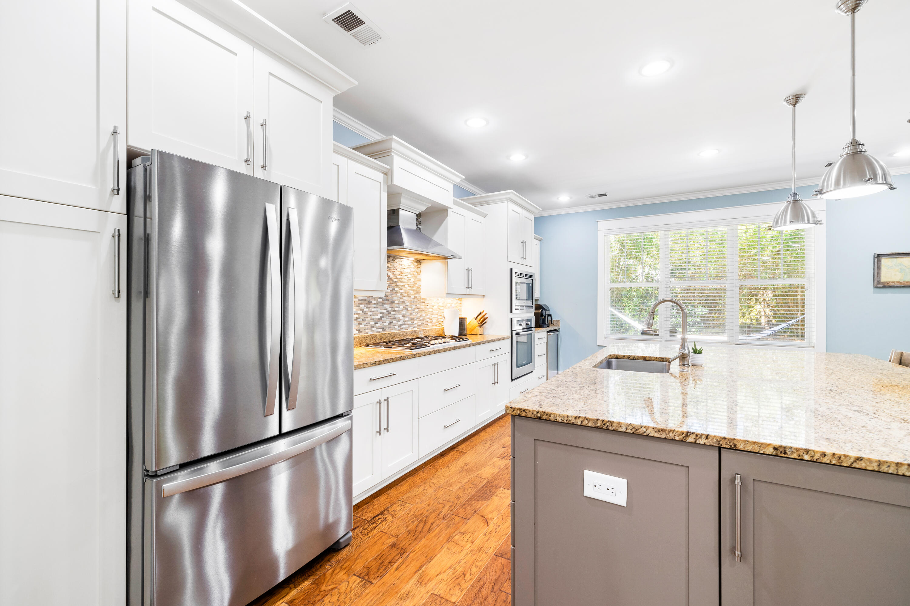 734 Canopy Cove Cove