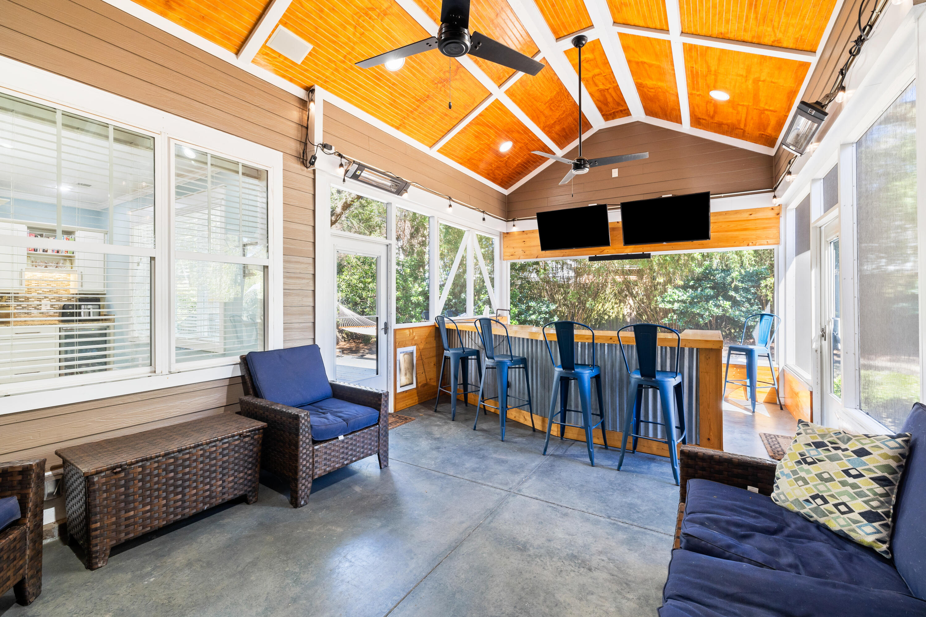 734 Canopy Cove Cove