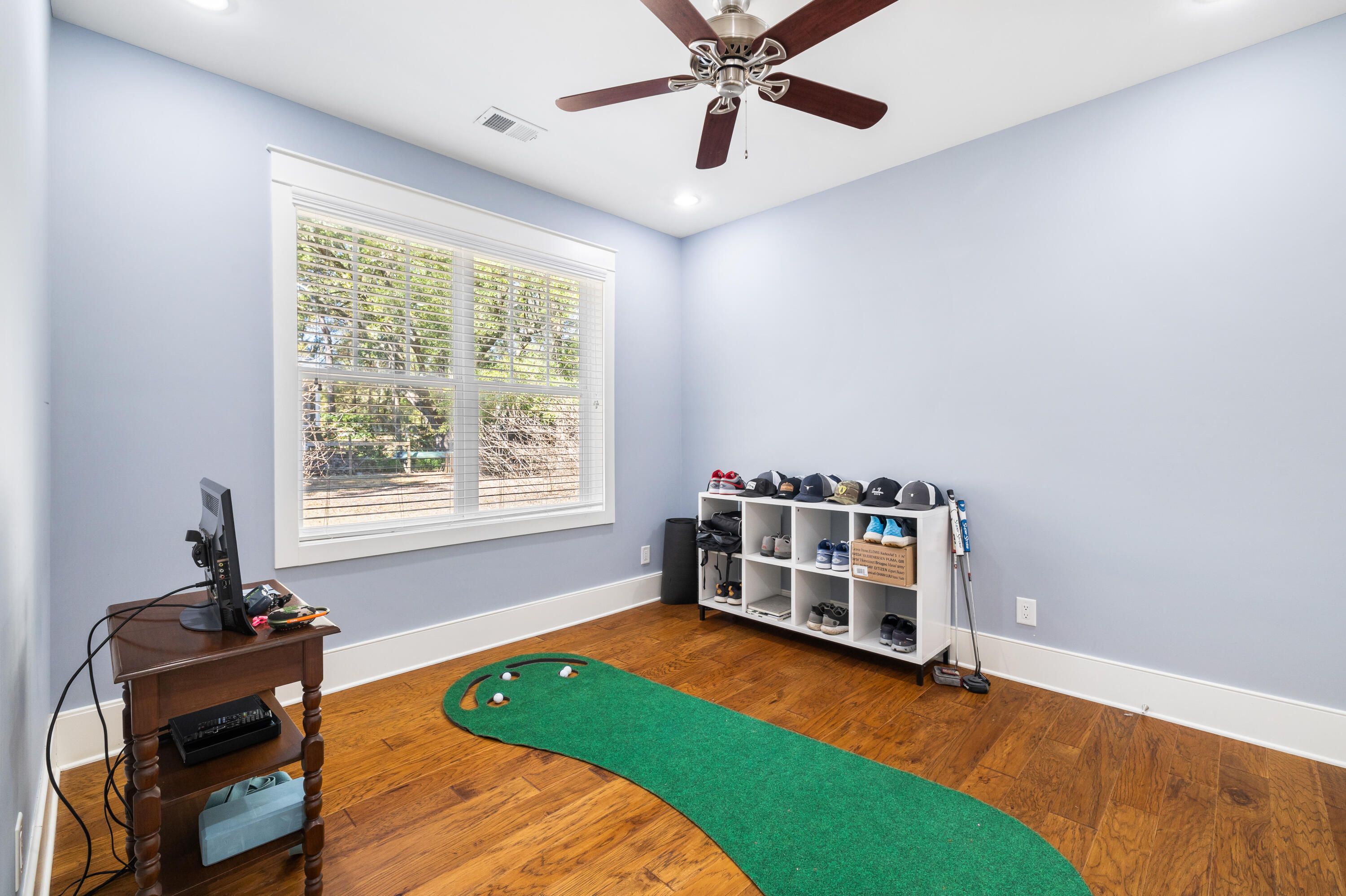 734 Canopy Cove Cove