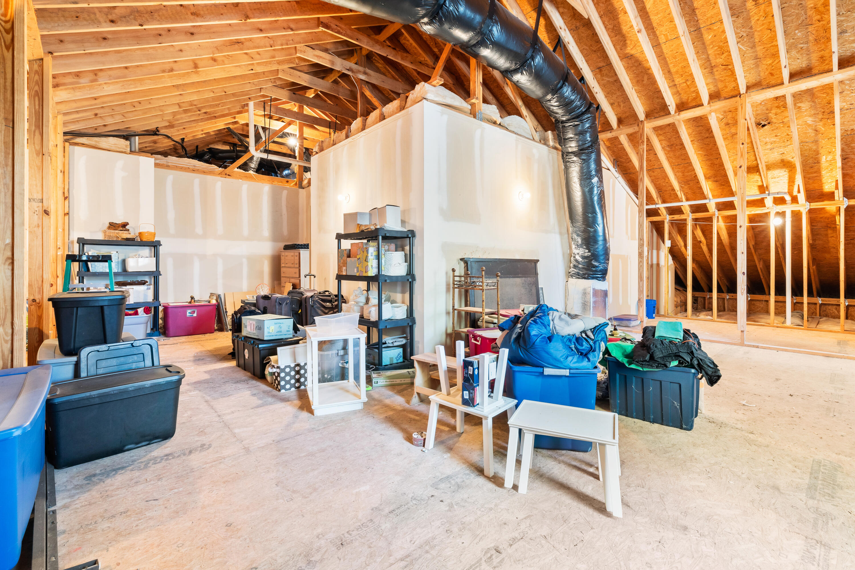 734 Canopy Cove Cove