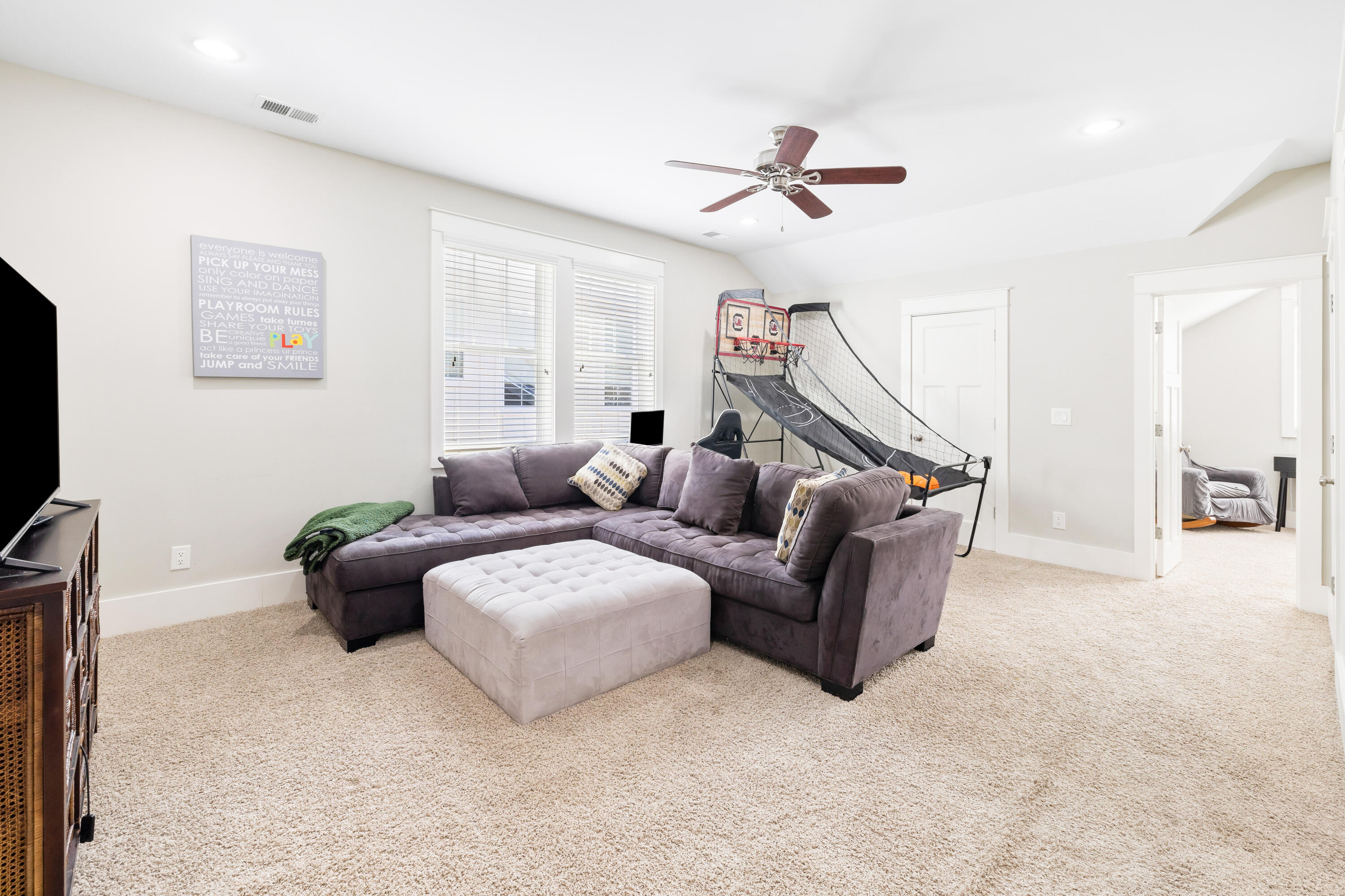 734 Canopy Cove Cove