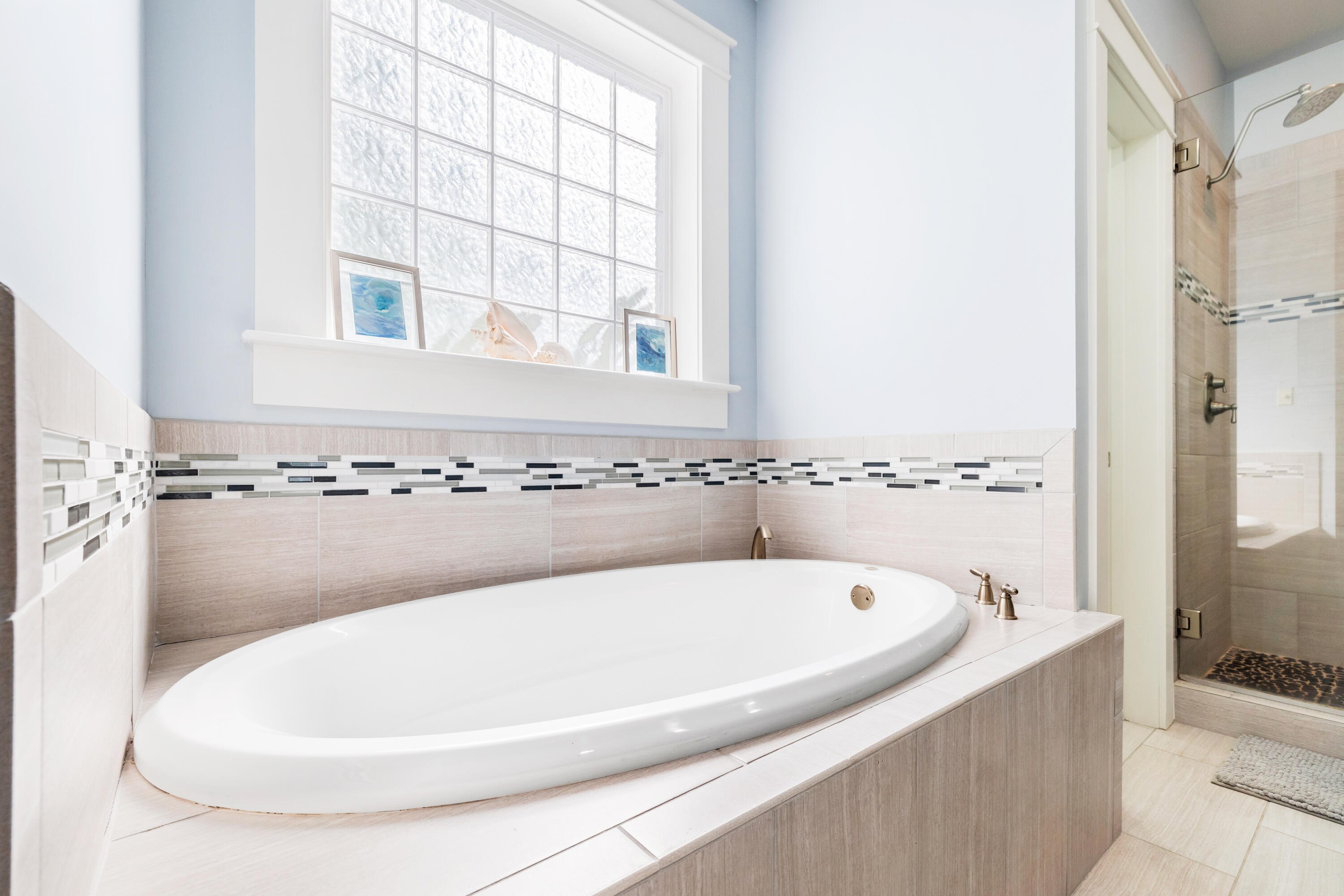 734 Canopy Cove Cove