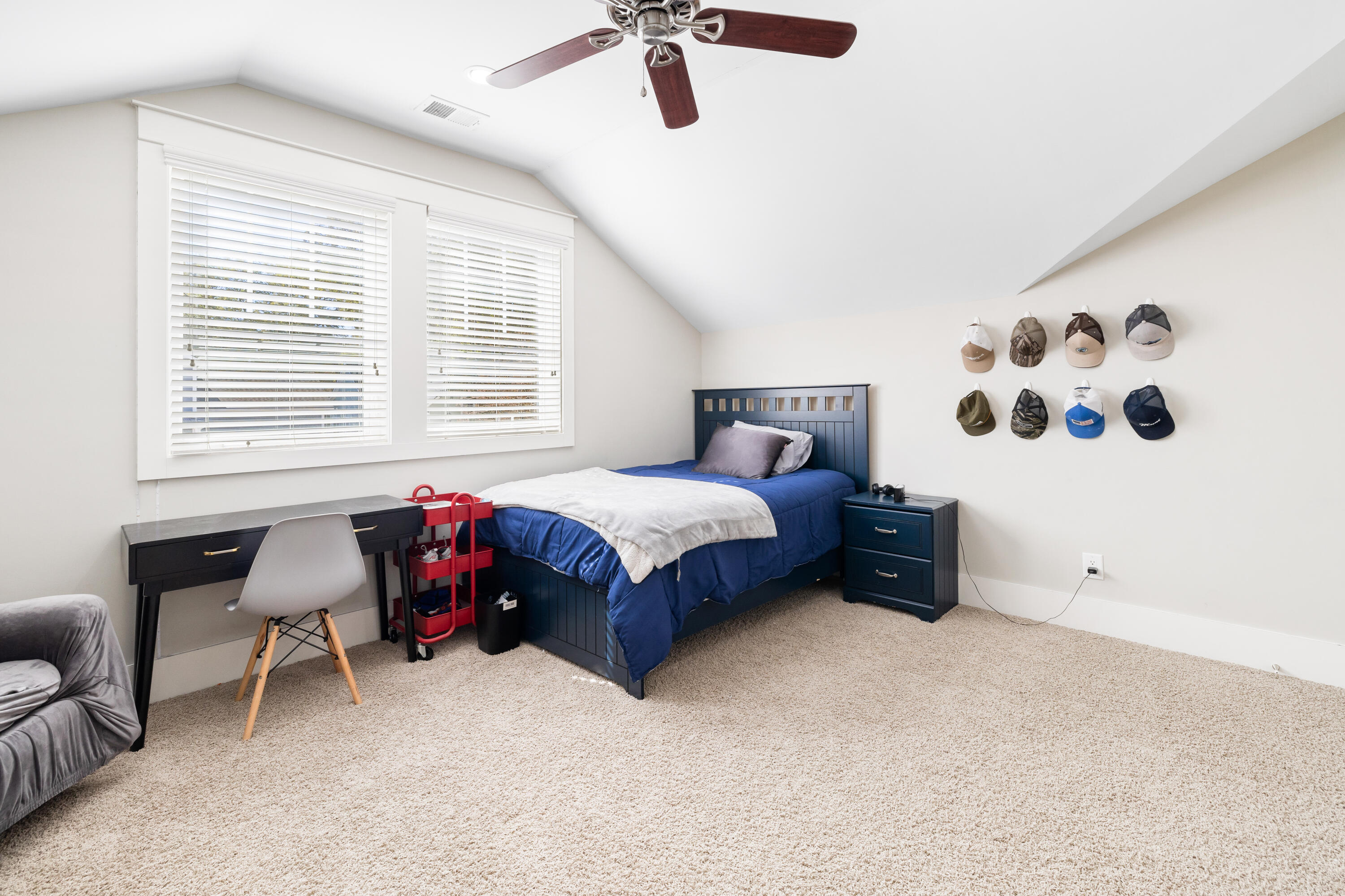 734 Canopy Cove Cove