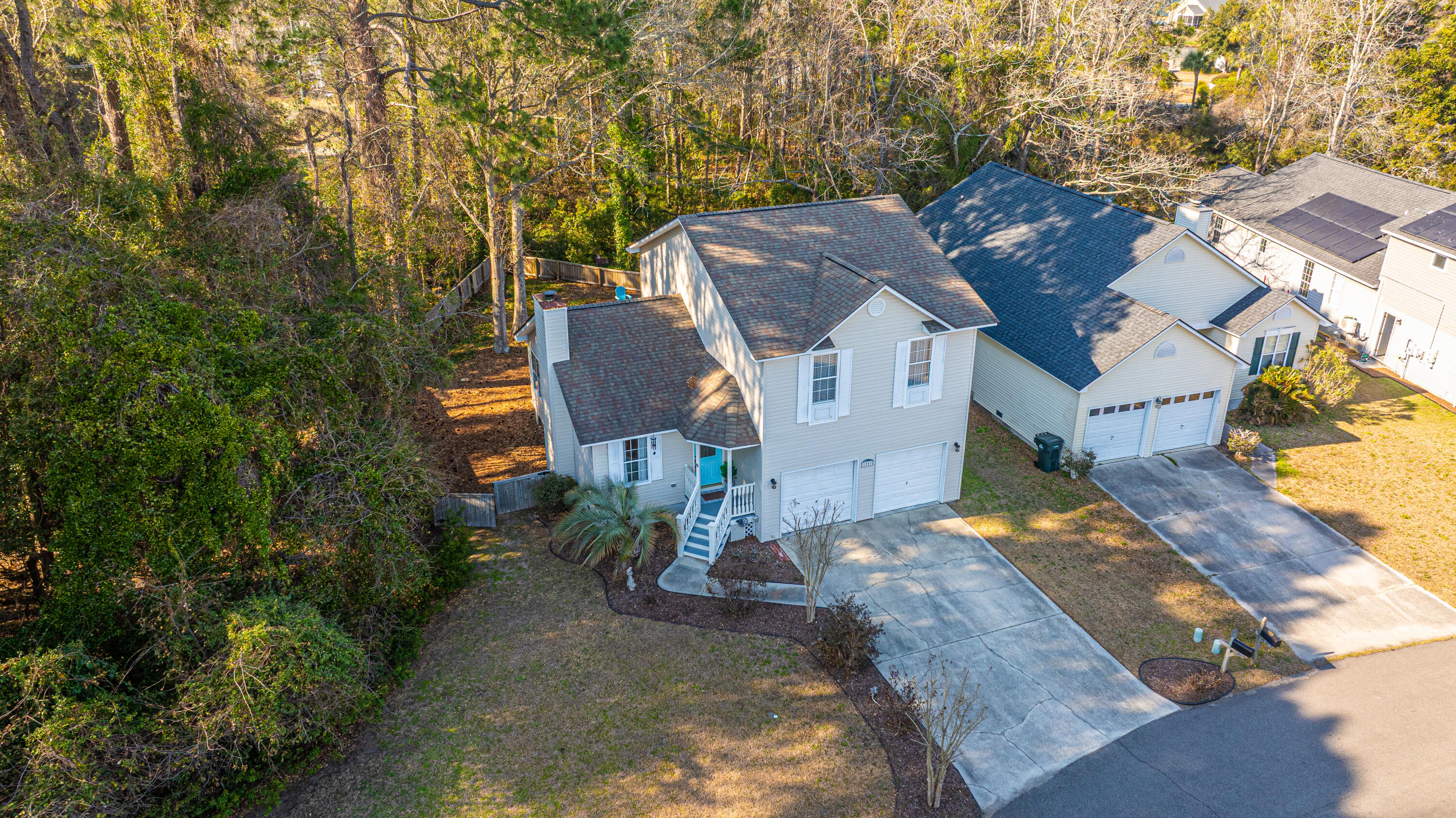 1253 Lakefront Drive