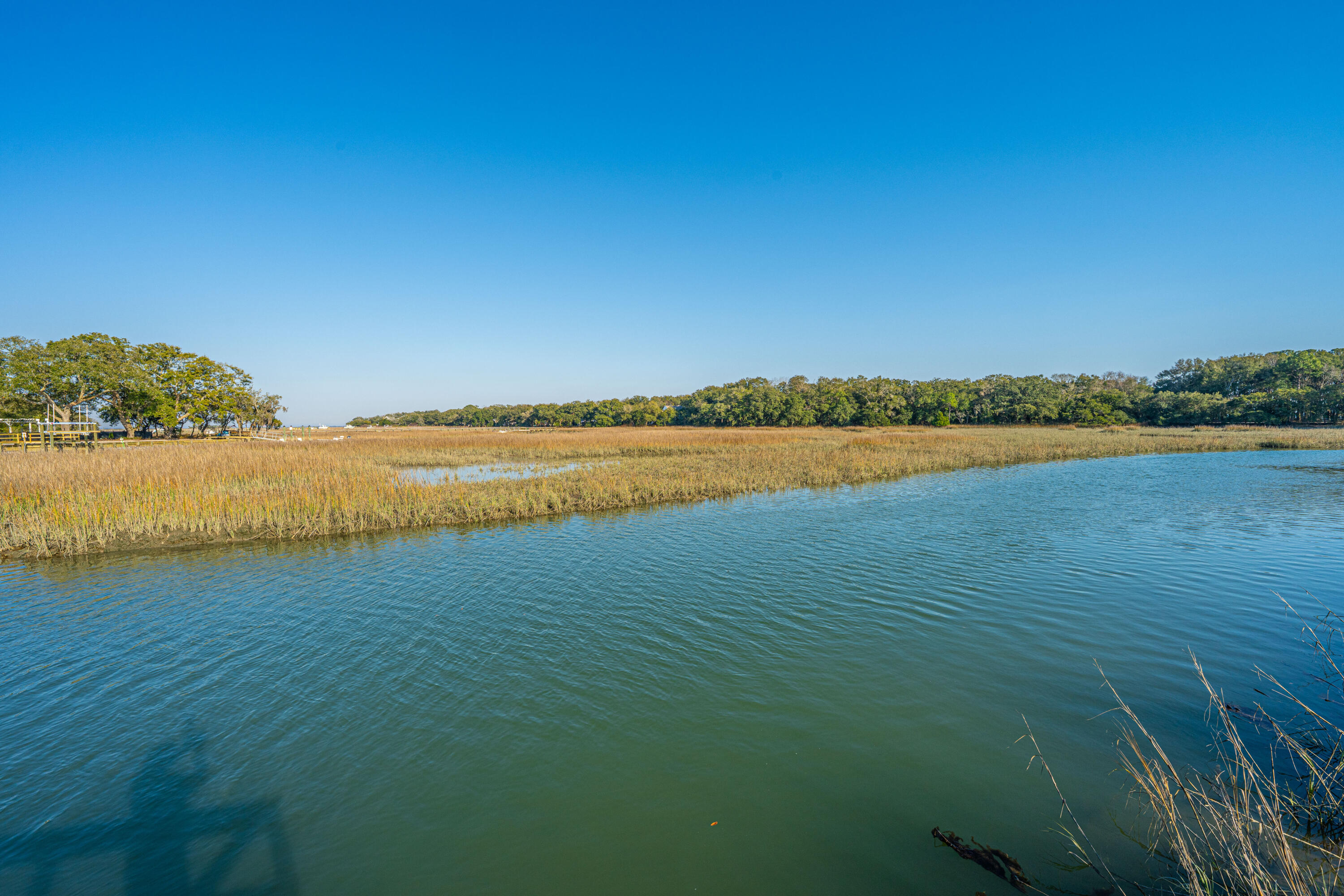 1253 Lakefront Drive