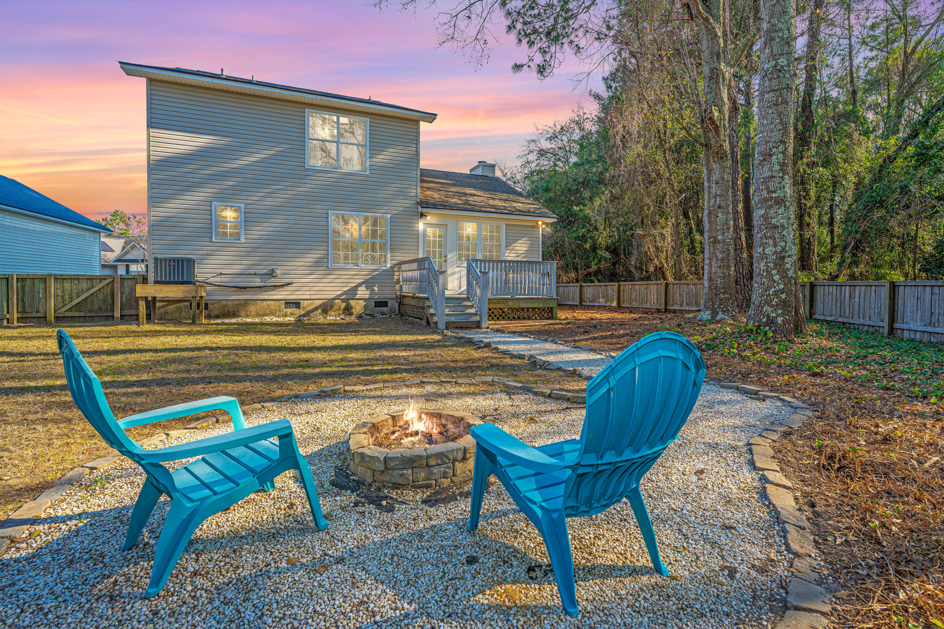 1253 Lakefront Drive