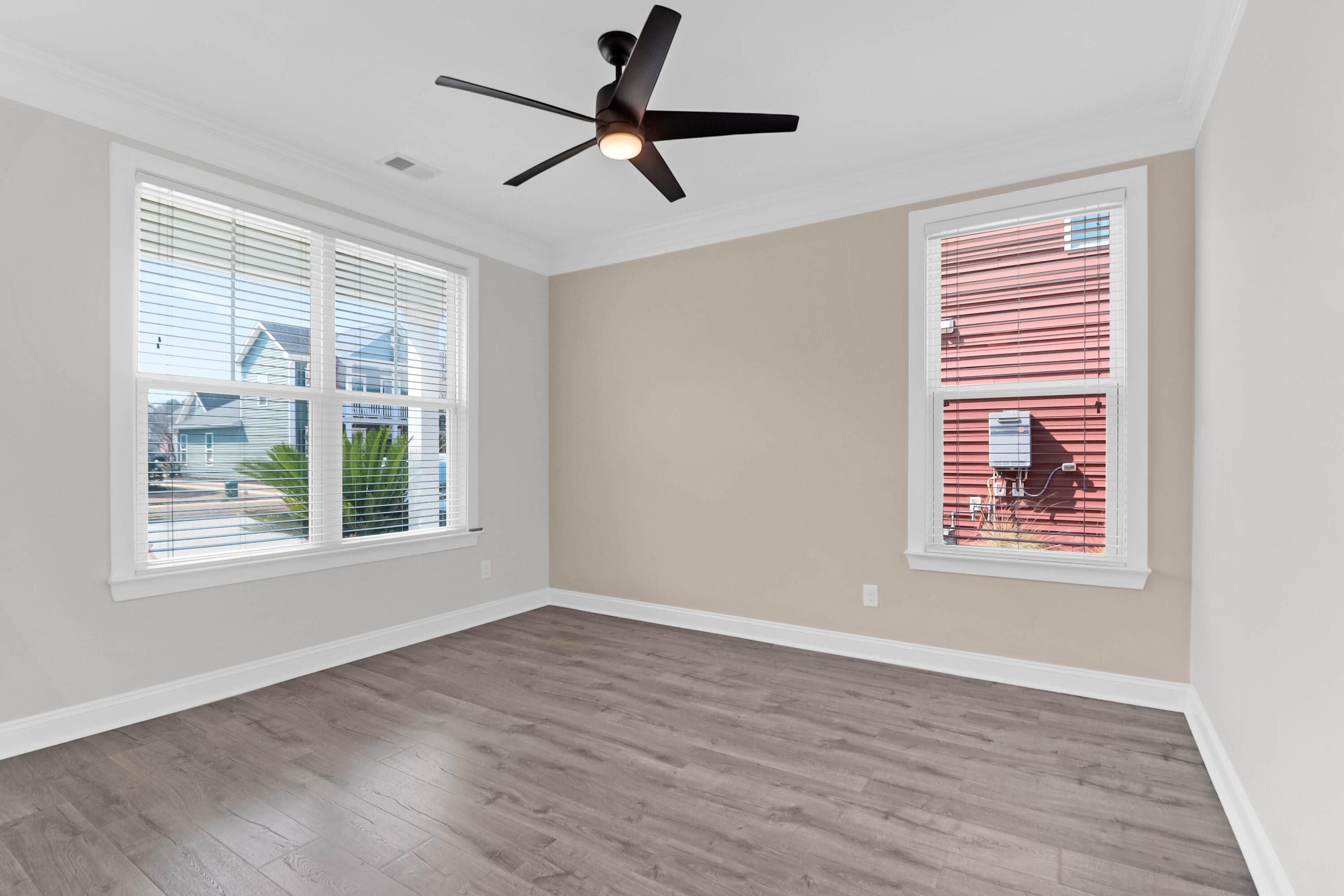 3042 Moonlight Drive