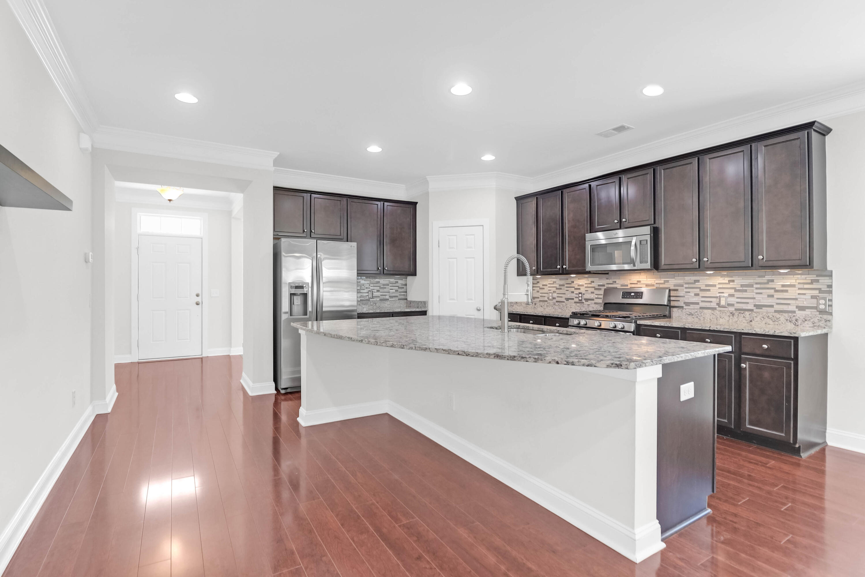 3042 Moonlight Drive