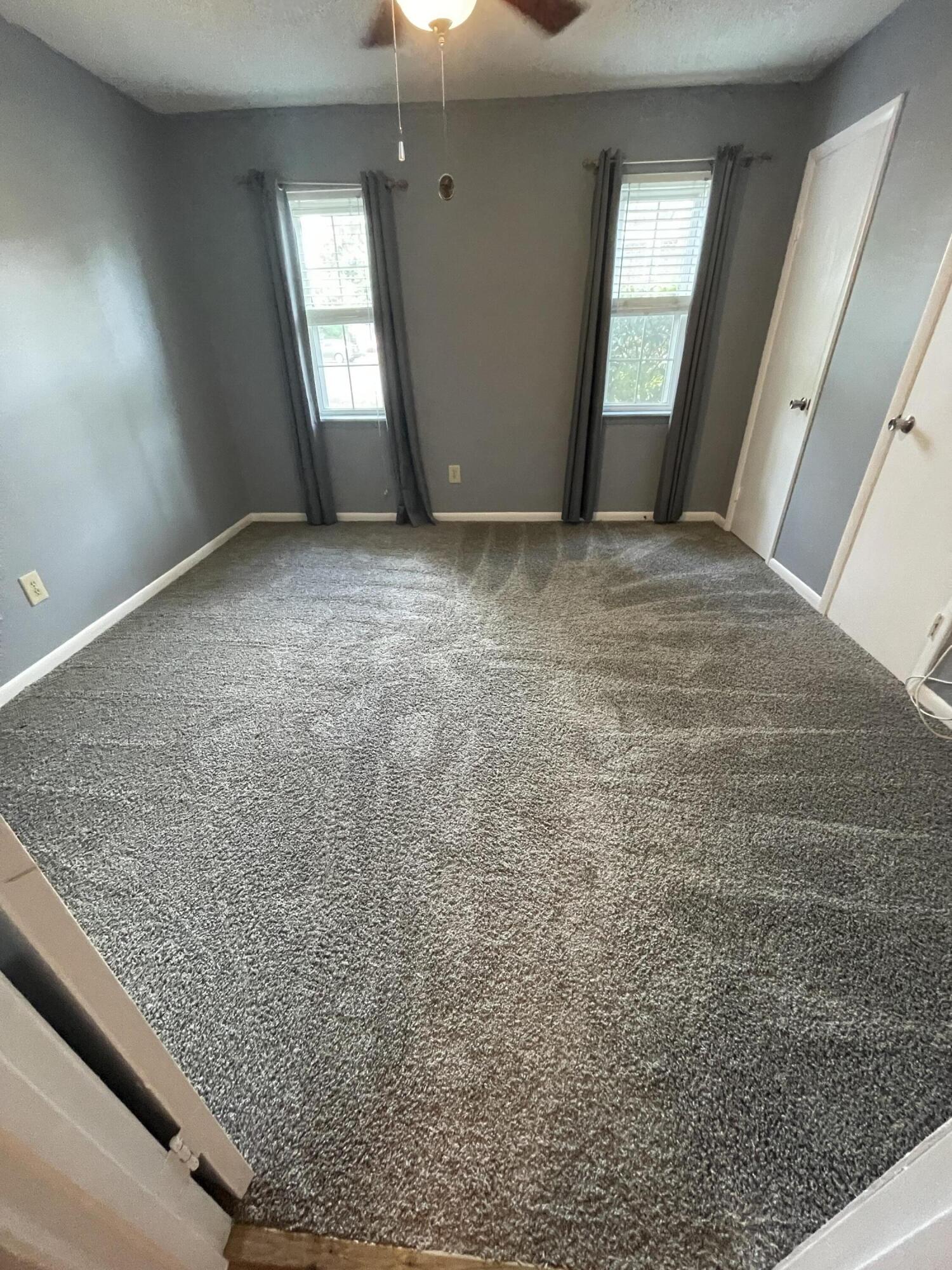 21 Rivers Point Row Row # B Unit: 17 B