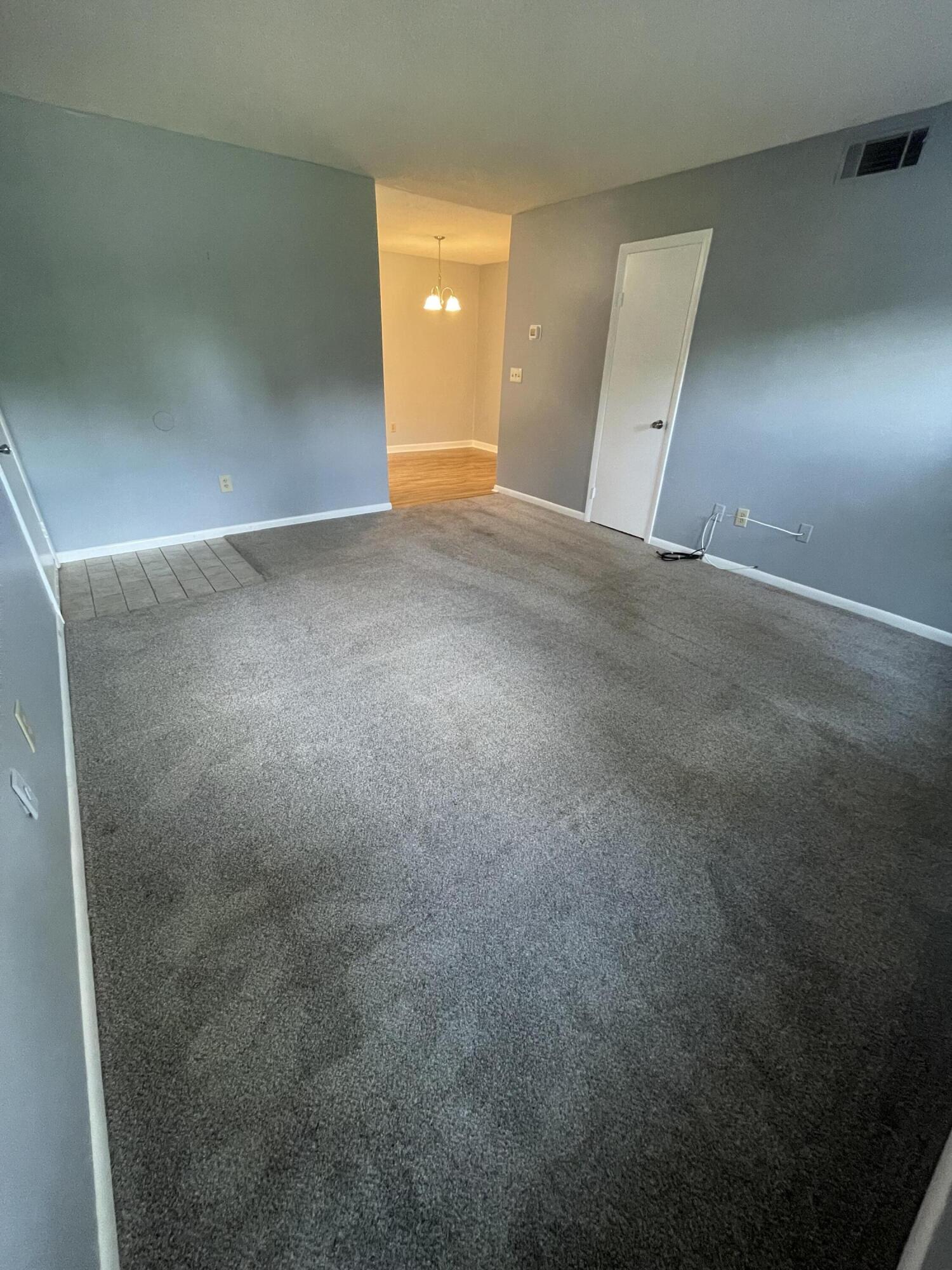 21 Rivers Point Row Row # B Unit: 17 B