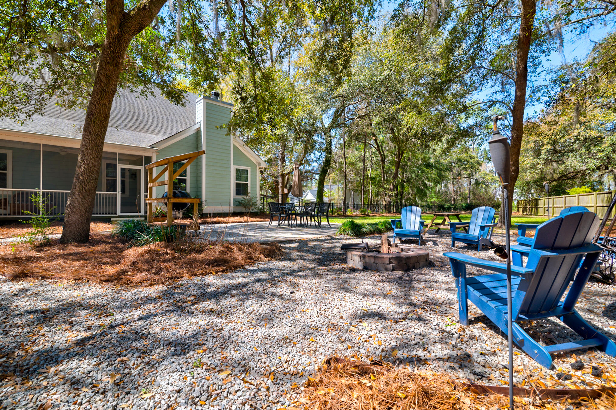 2107 Nicholas David Path