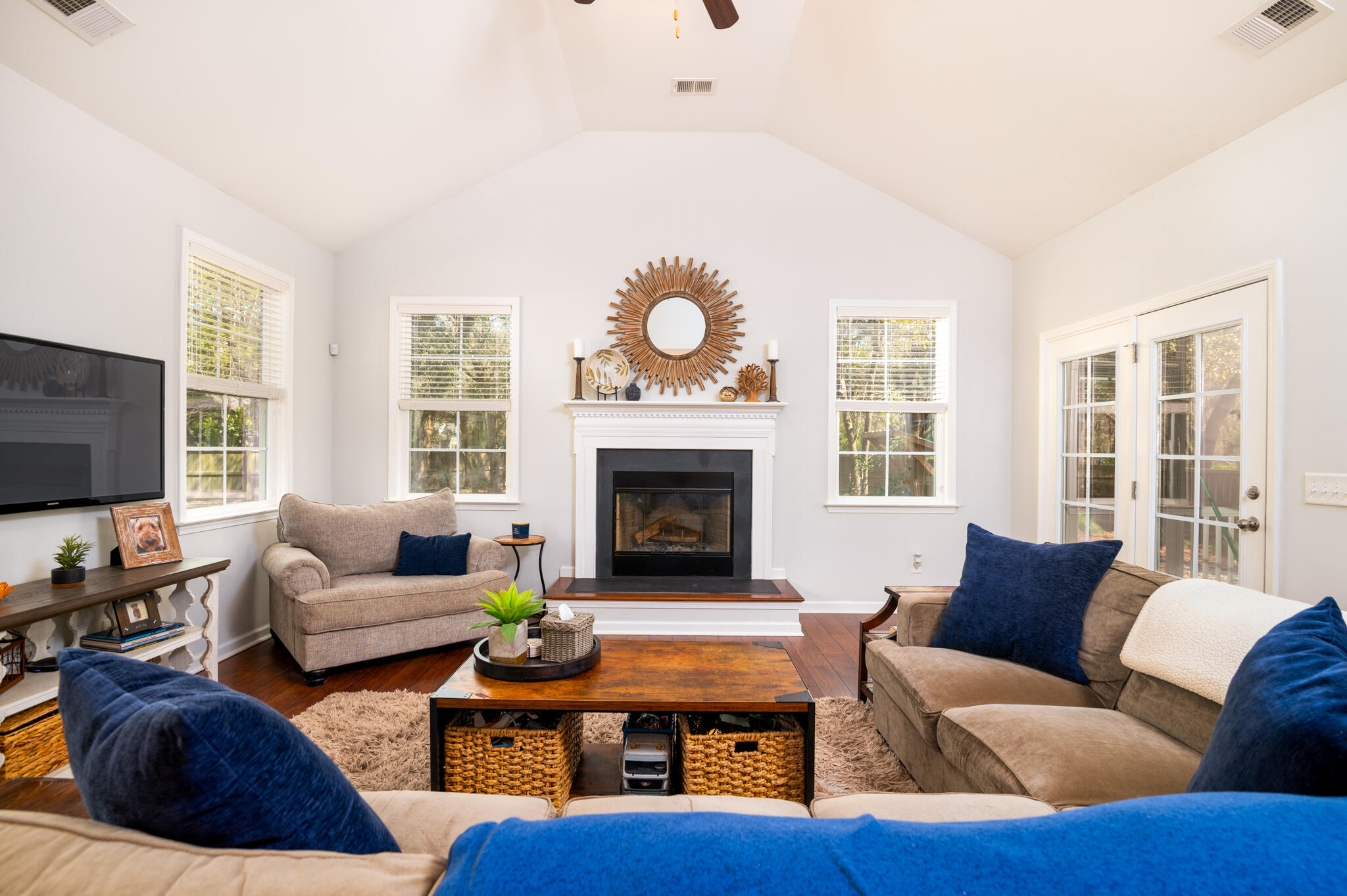 2107 Nicholas David Path