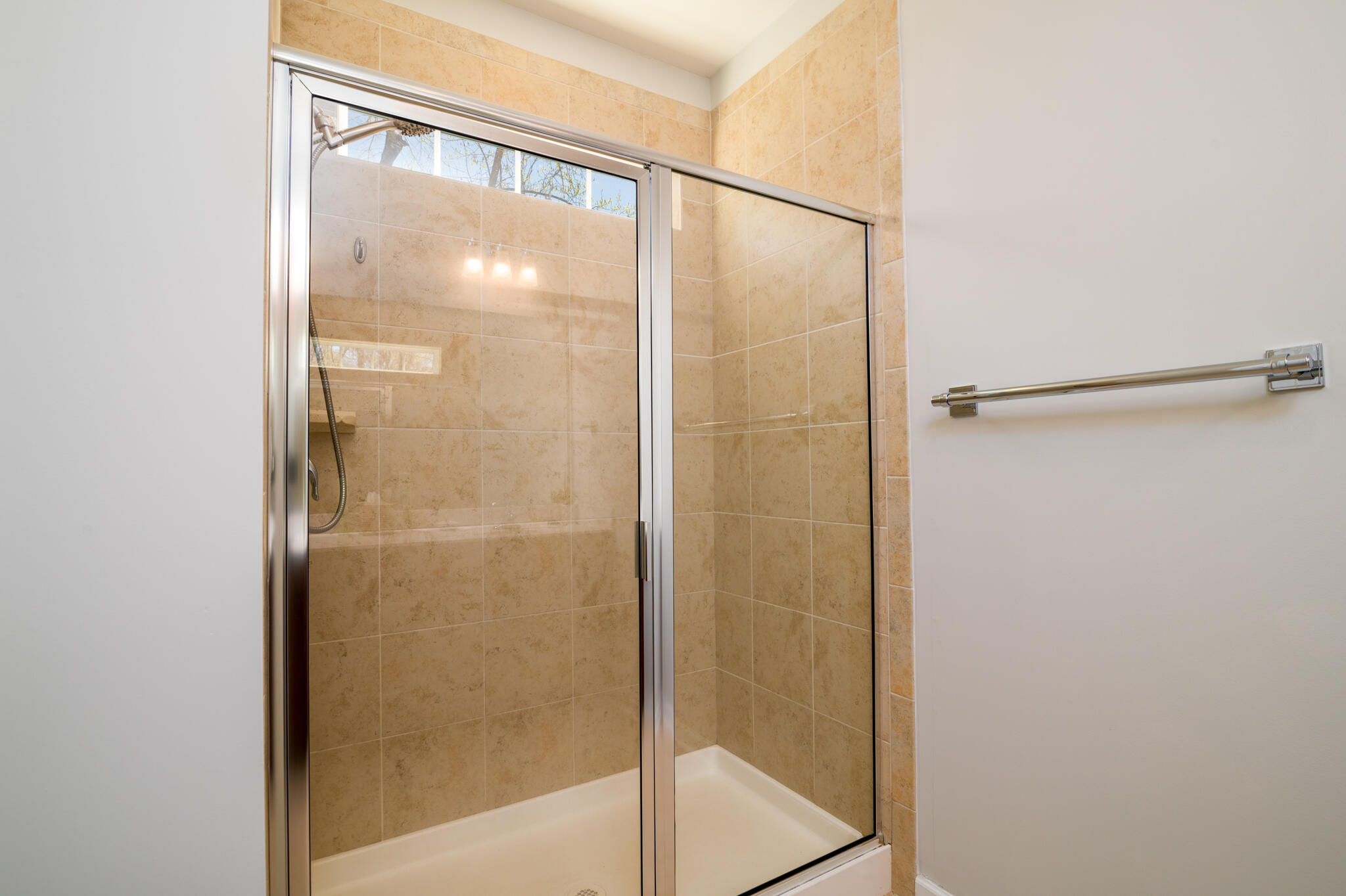 2107 Nicholas David Path