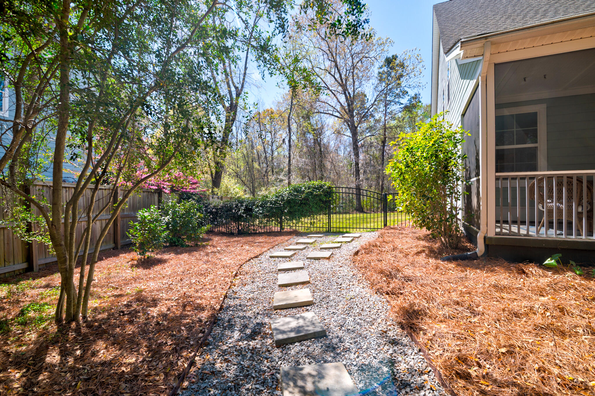 2107 Nicholas David Path