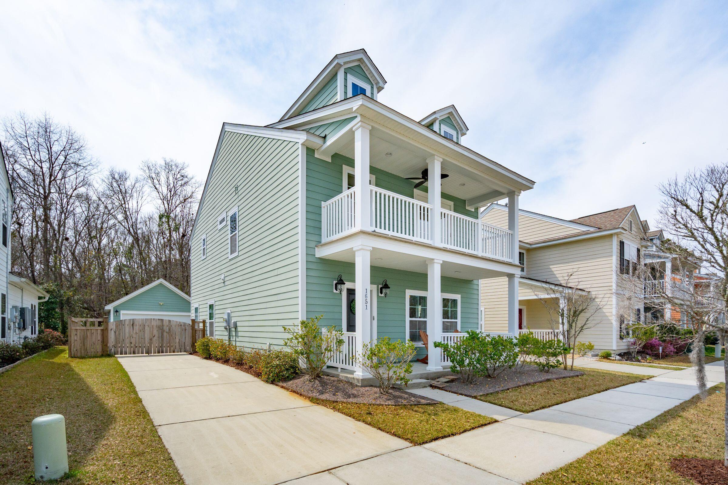 1651 Valley Oak Road