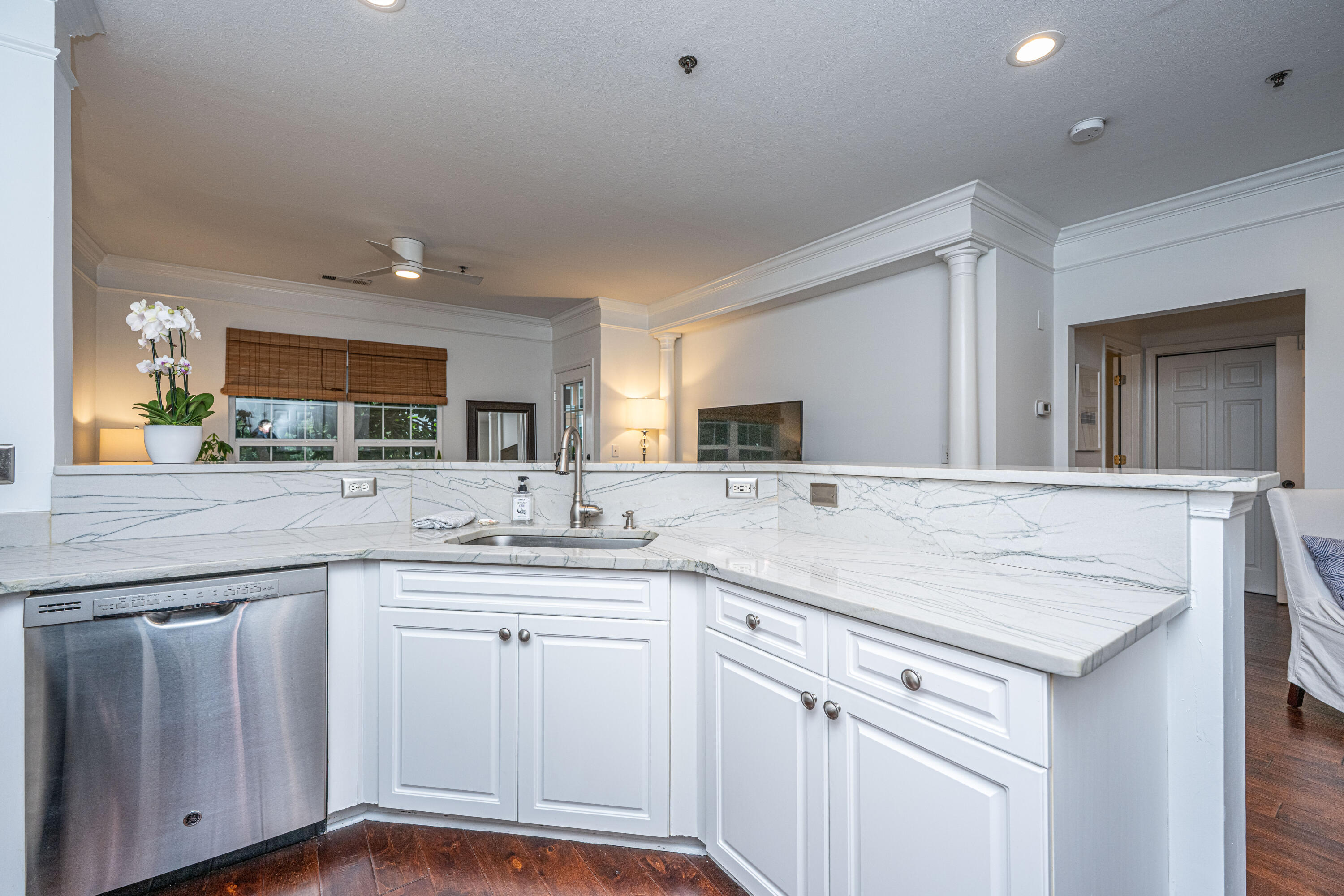 1223 Telfair Way Way