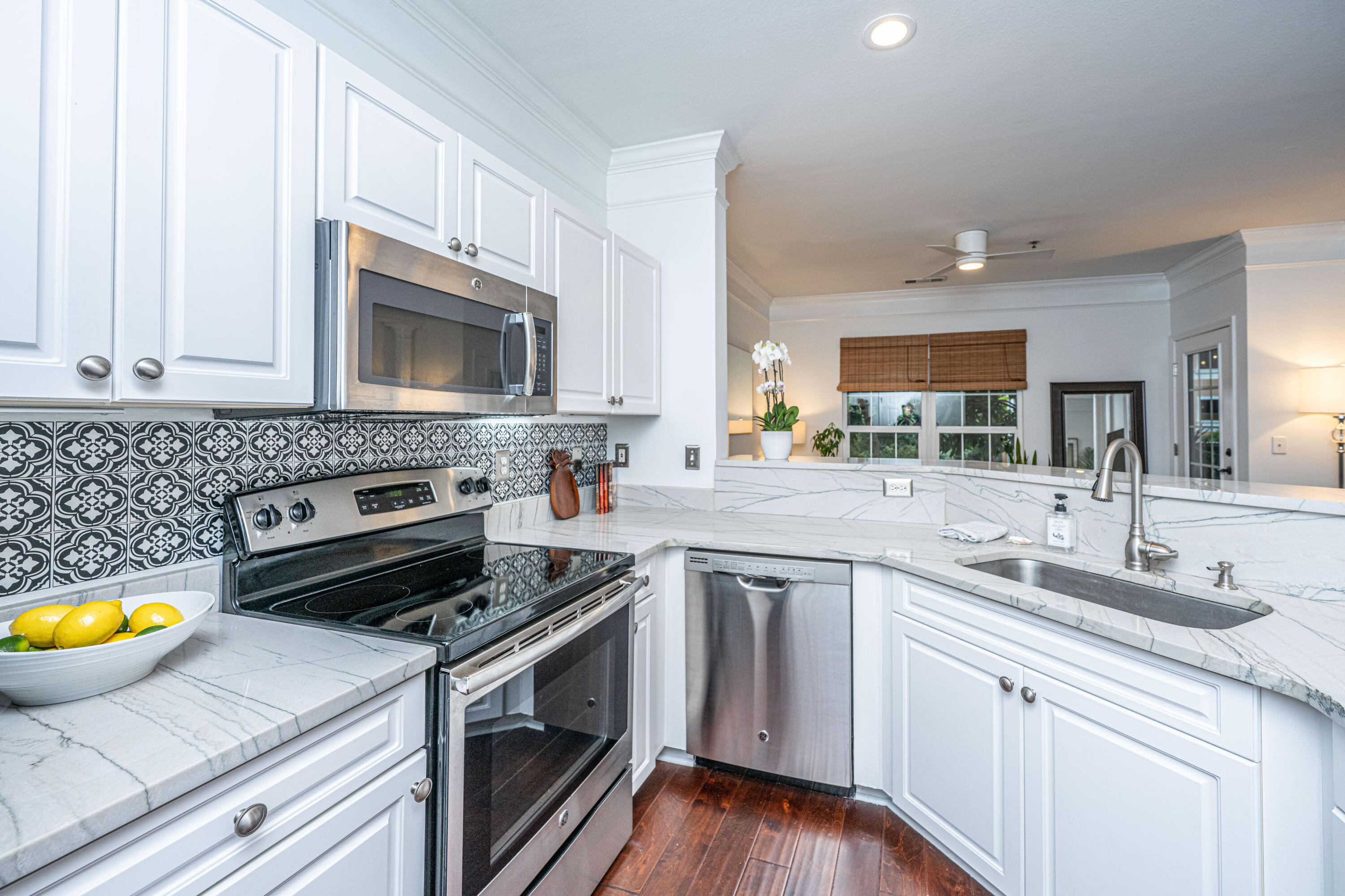 1223 Telfair Way Way