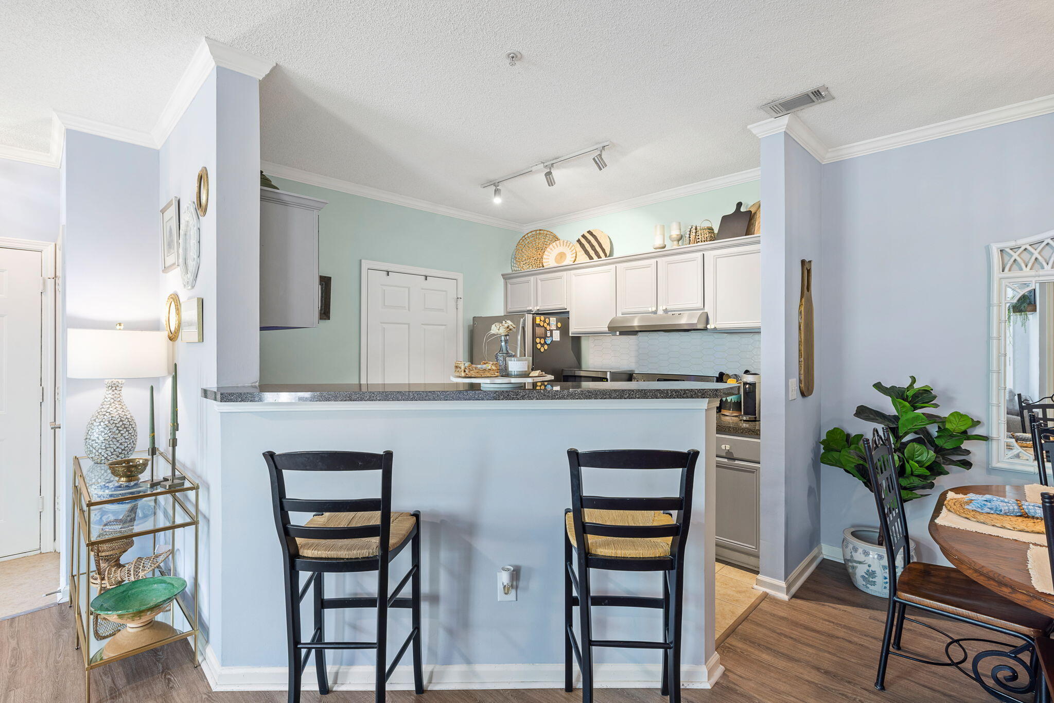 45 Sycamore Avenue # 536