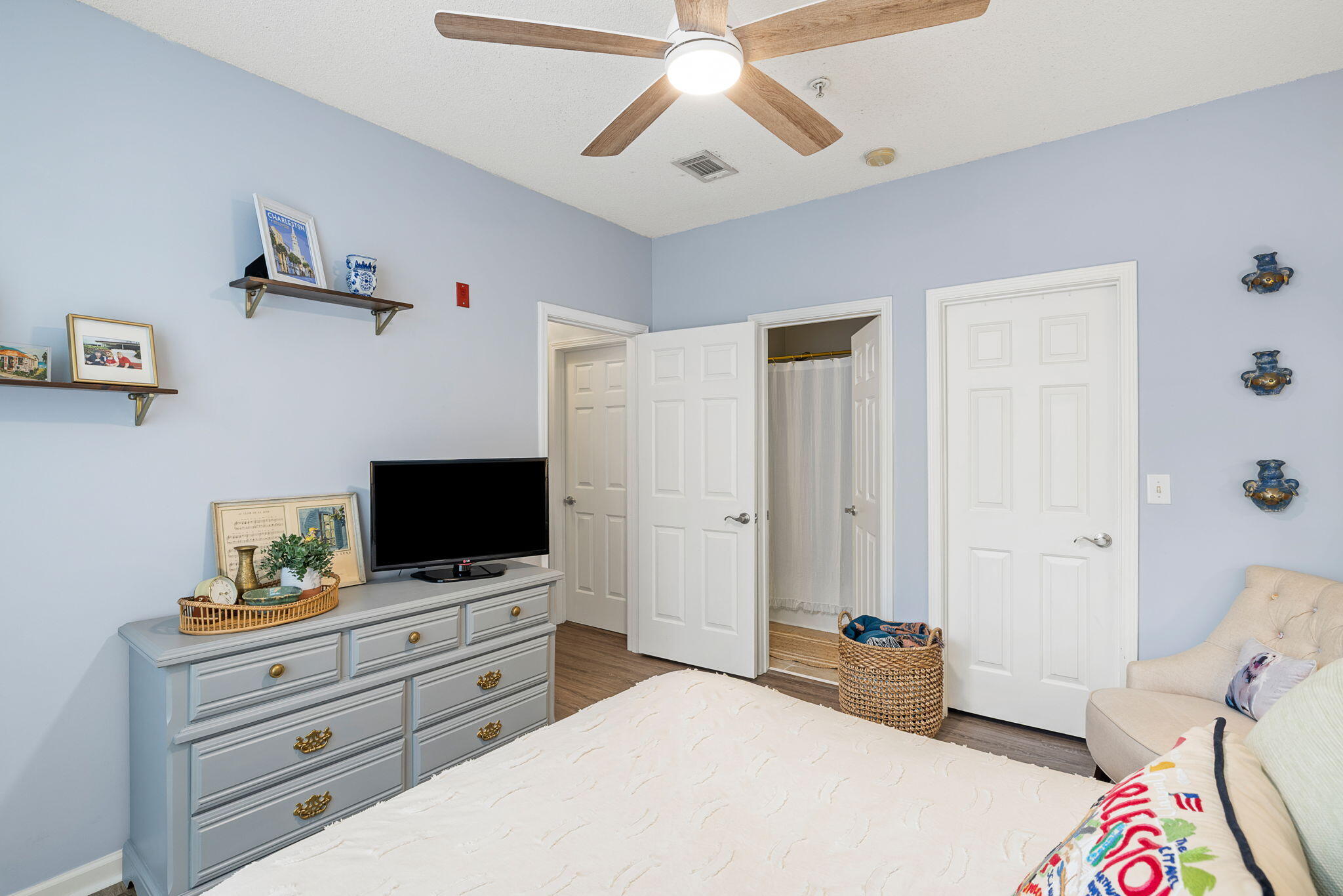 45 Sycamore Avenue # 536