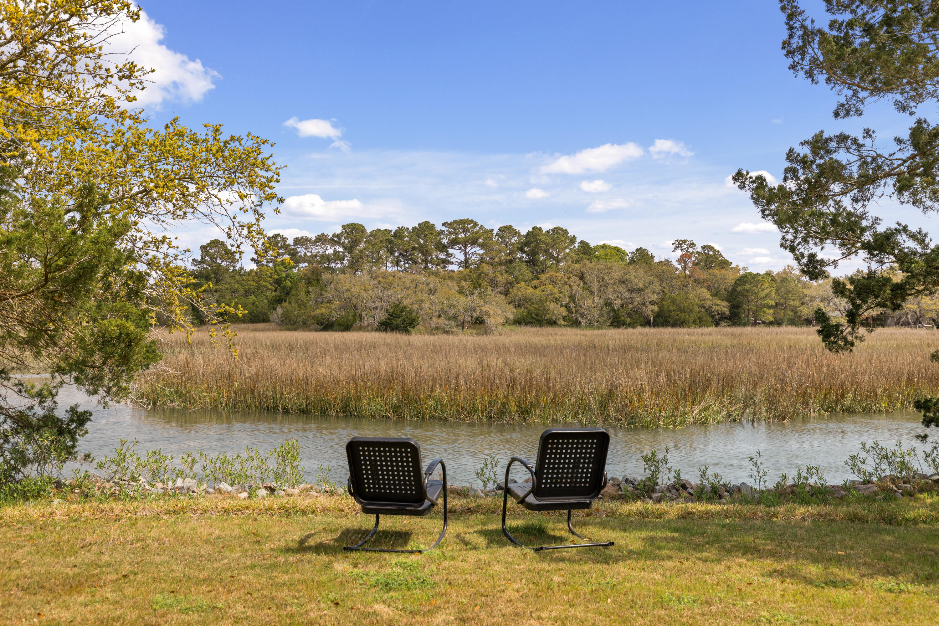 2480 Royal Oak Drive