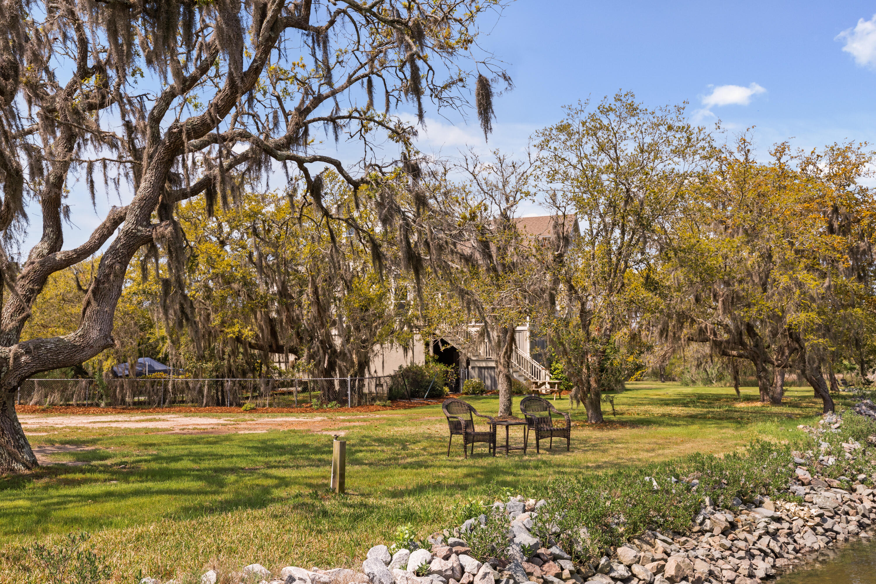 2480 Royal Oak Drive