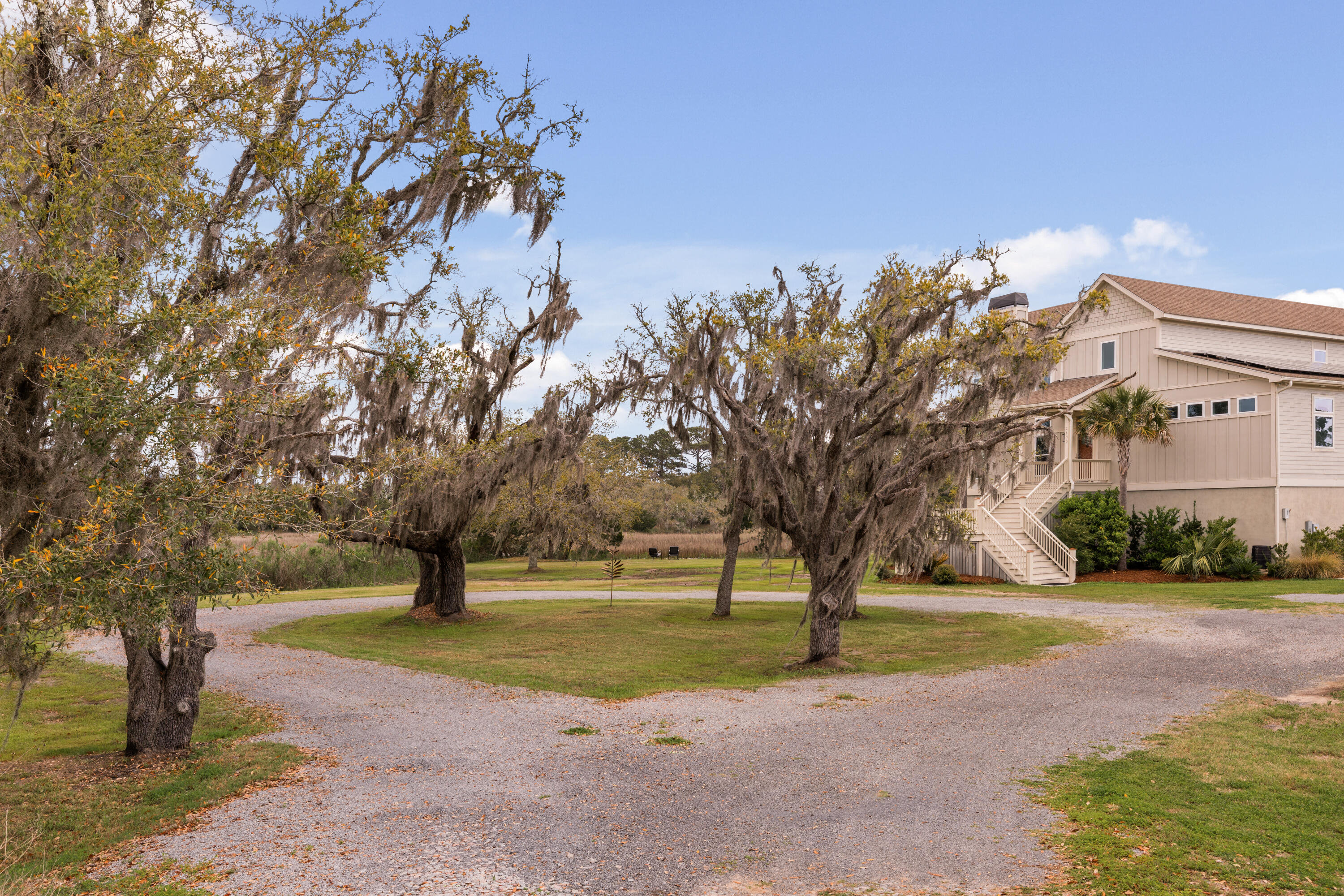 2480 Royal Oak Drive