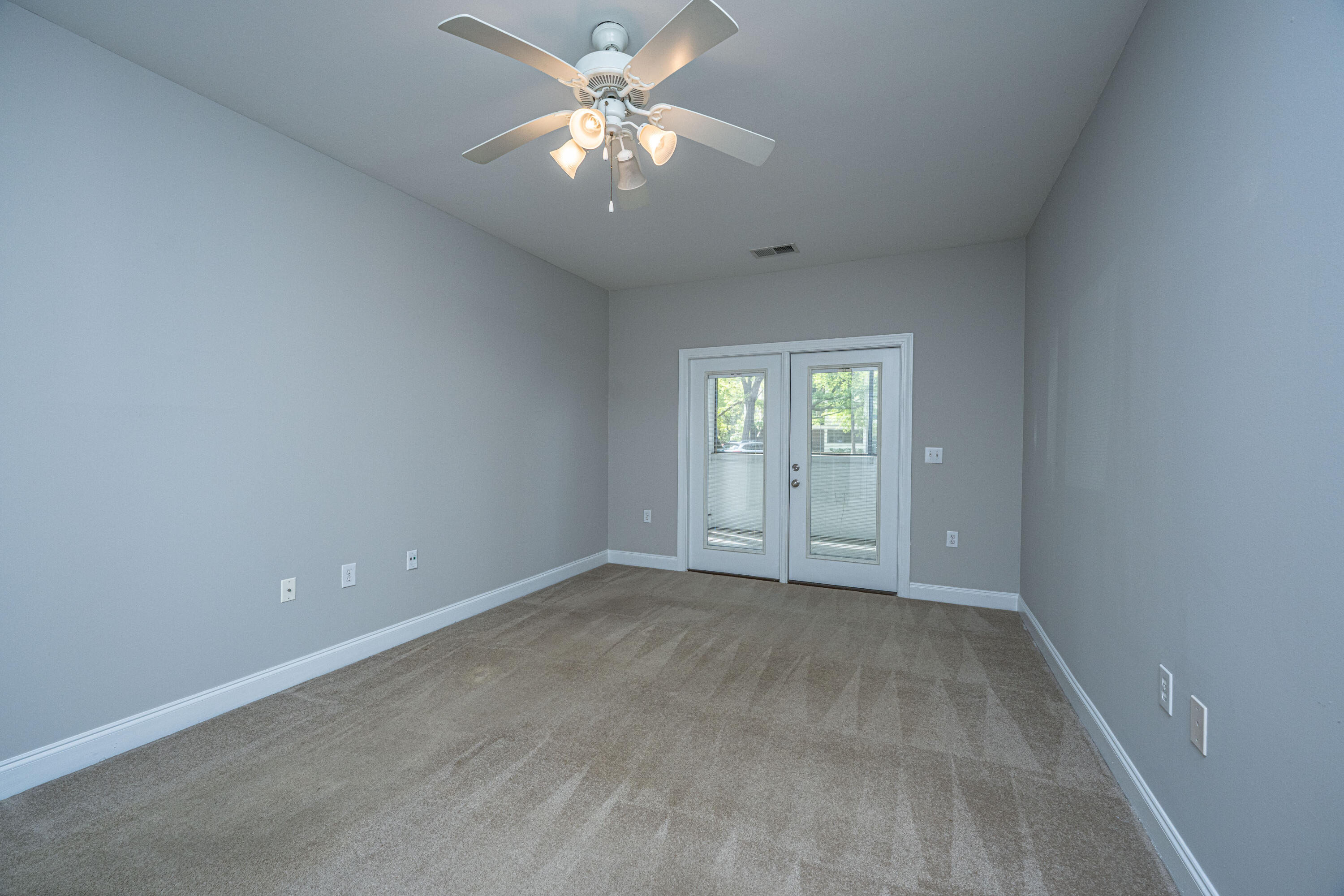 1025 Riverland Woods Place # 901