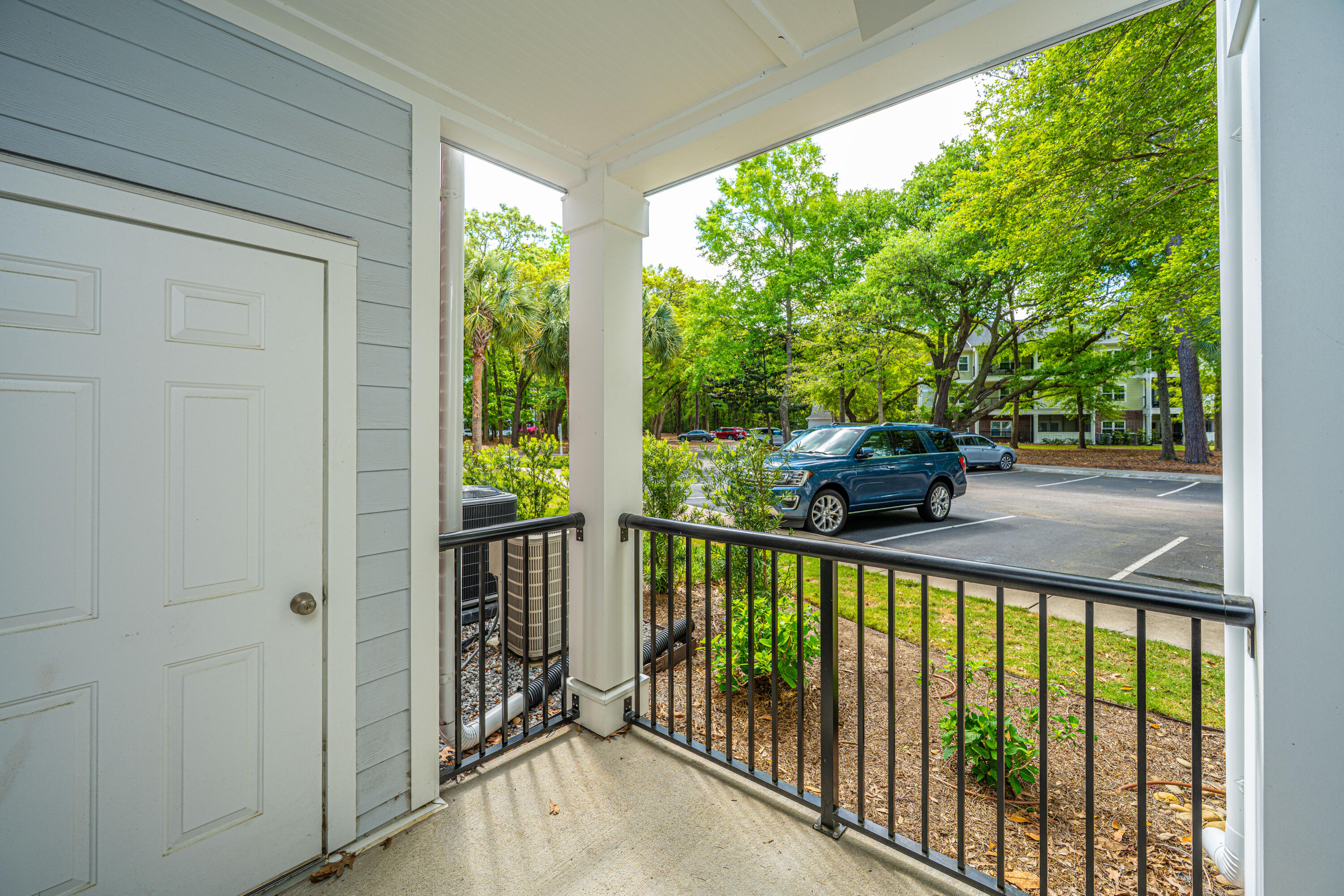 1025 Riverland Woods Place # 901