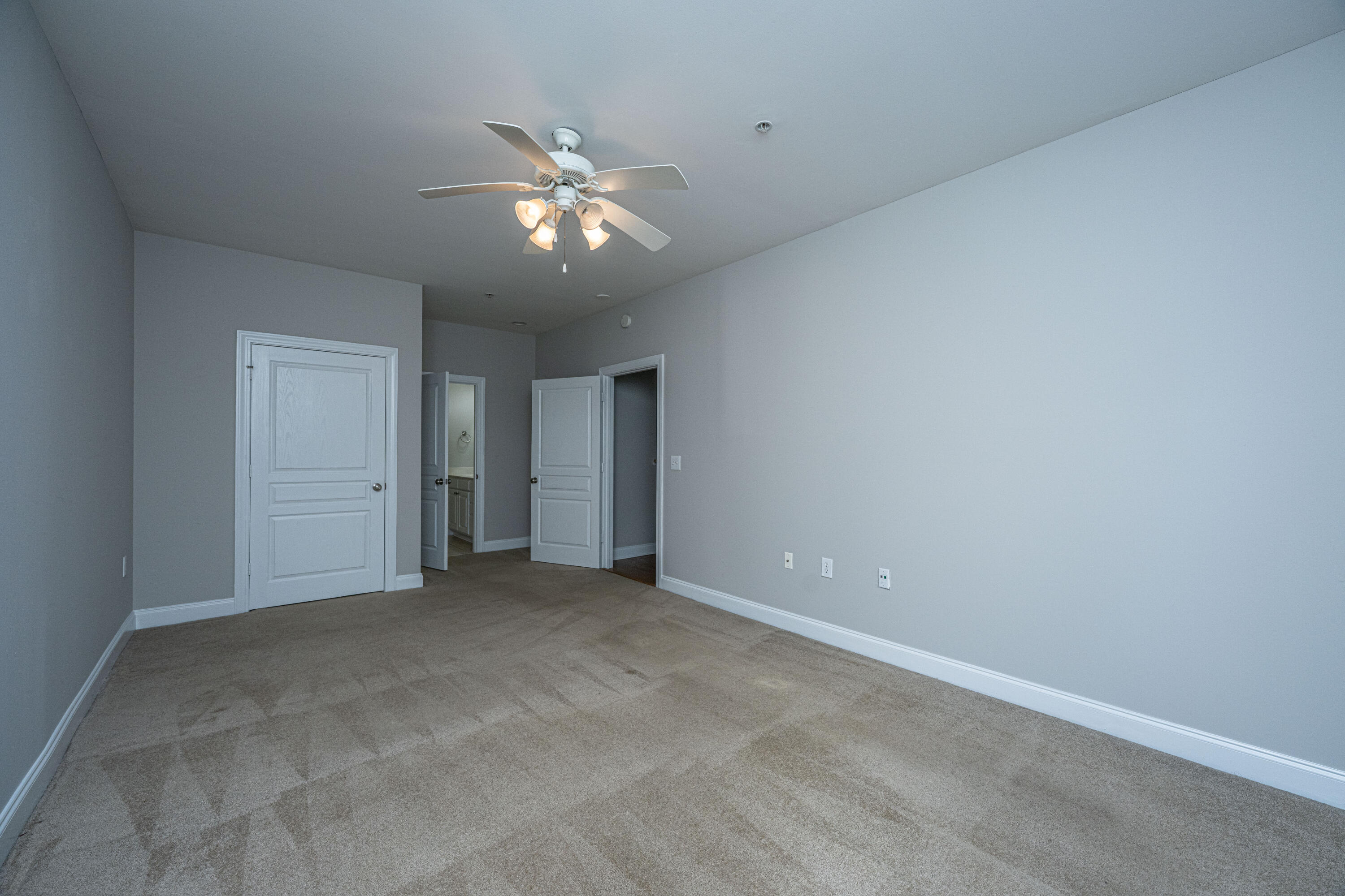 1025 Riverland Woods Place # 901