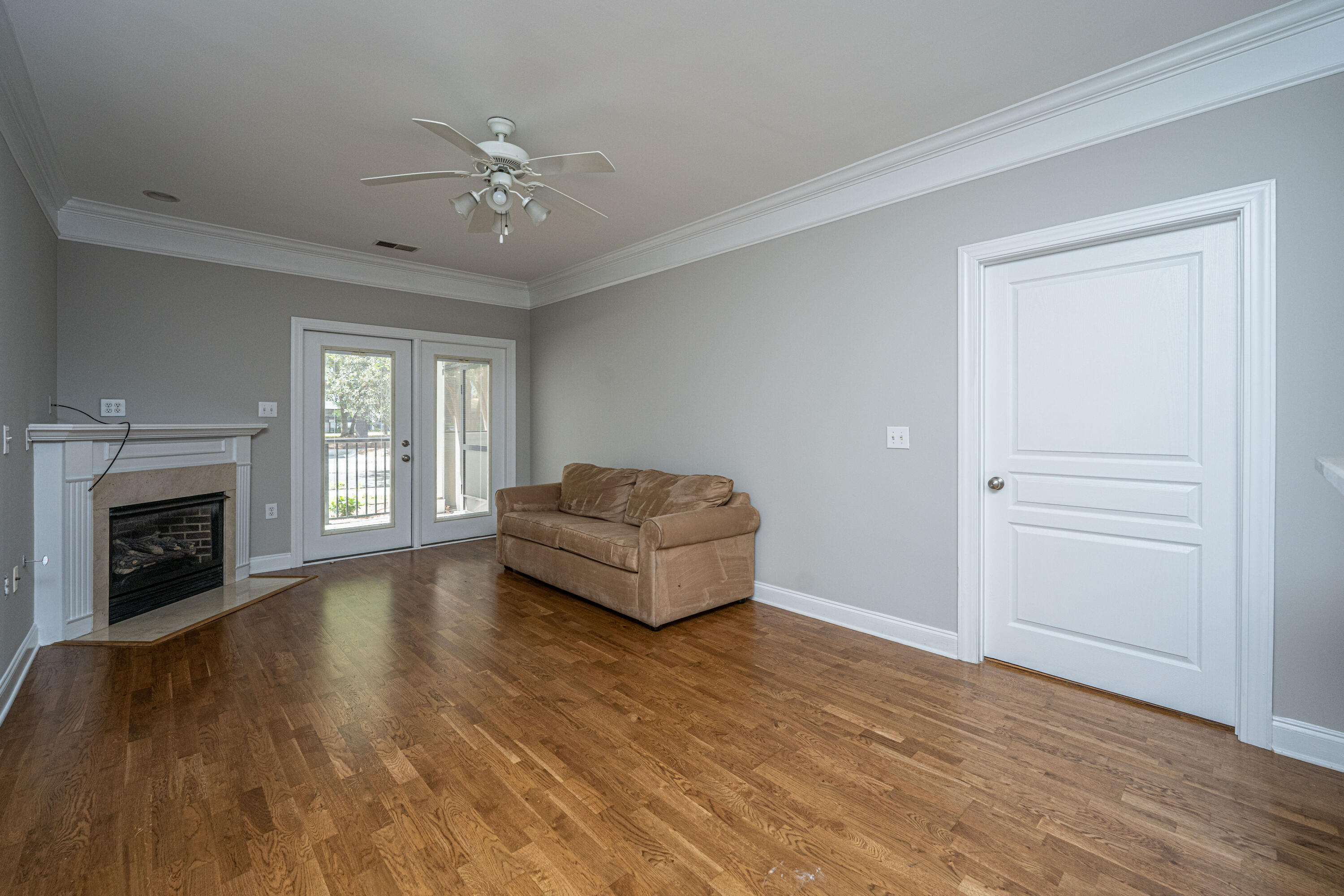 1025 Riverland Woods Place # 901