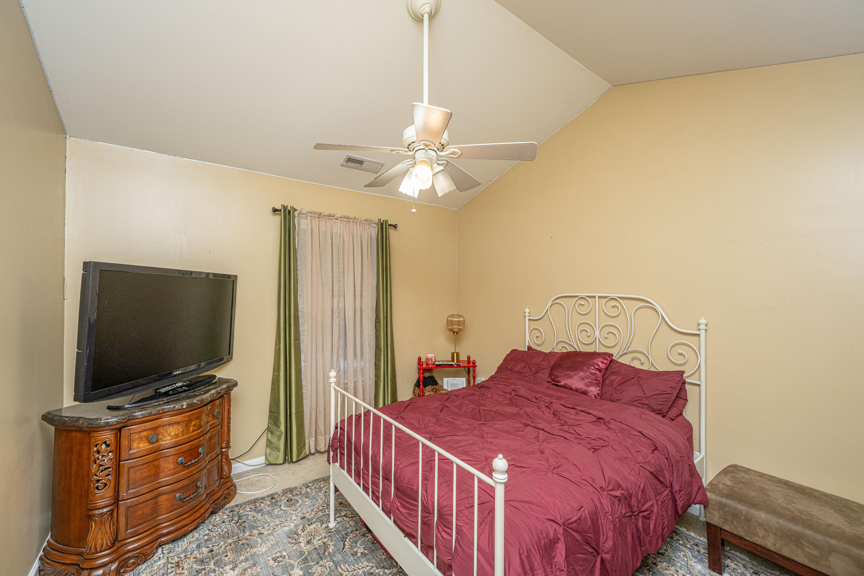8652 Grassy Oak Trail