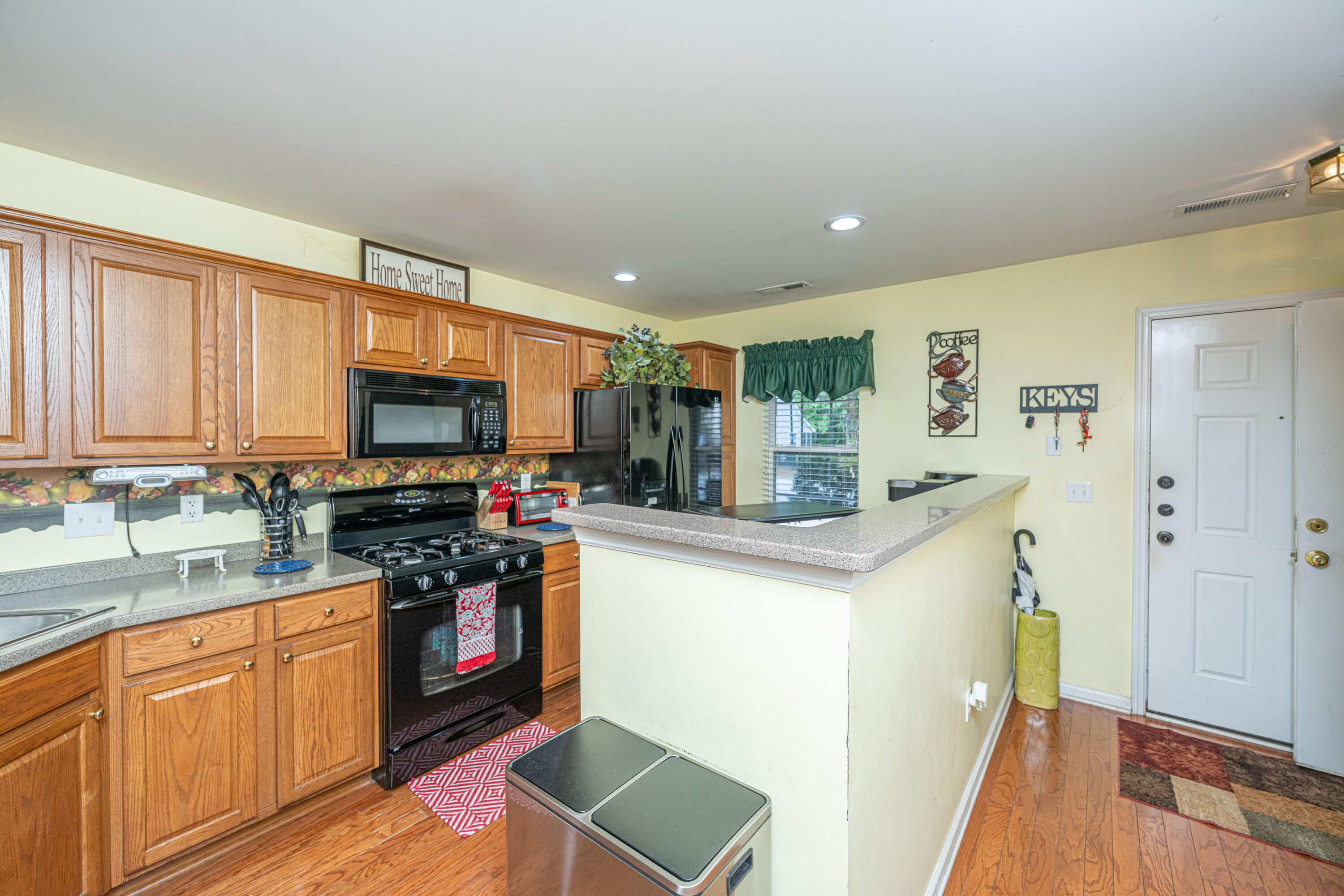 8652 Grassy Oak Trail
