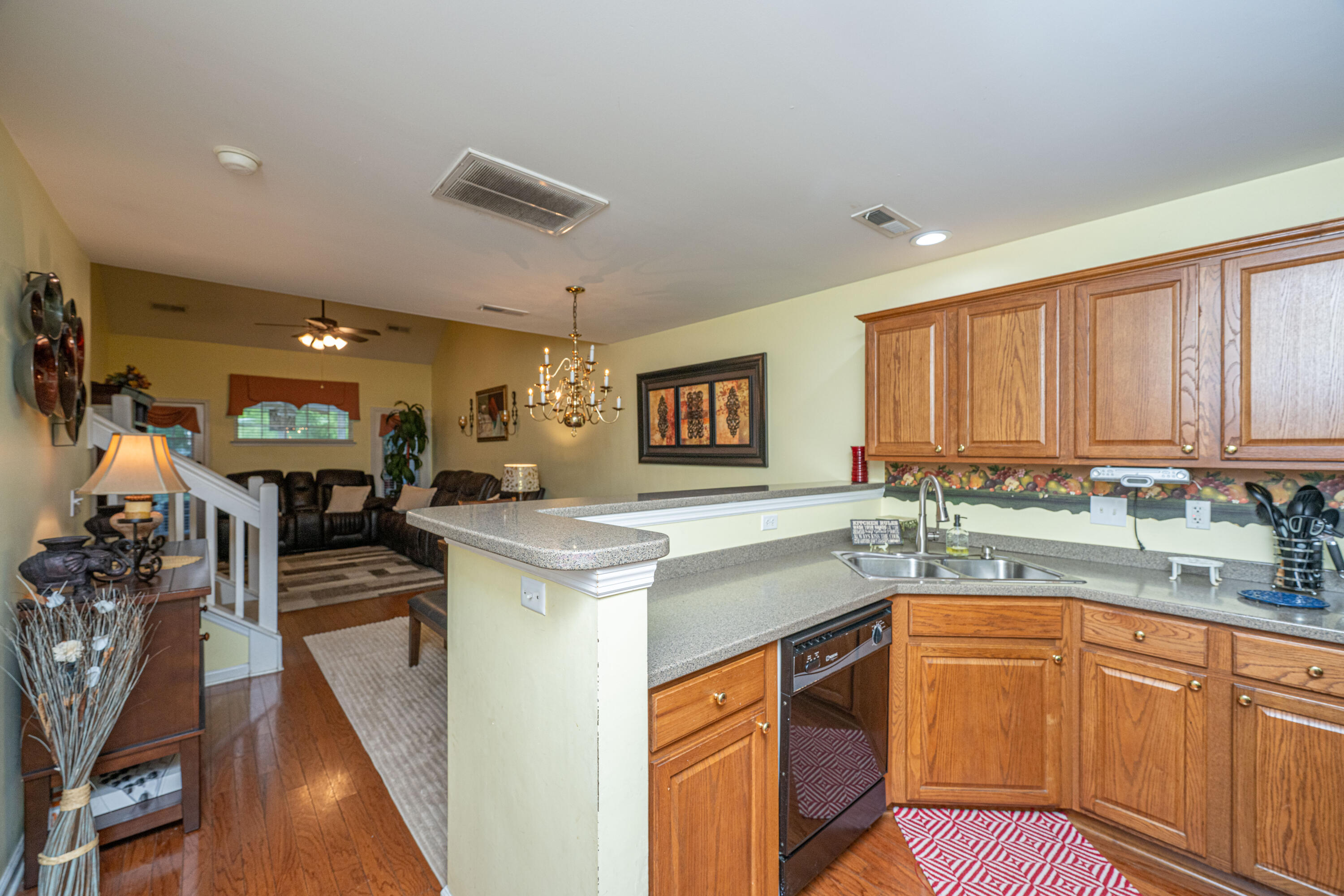 8652 Grassy Oak Trail
