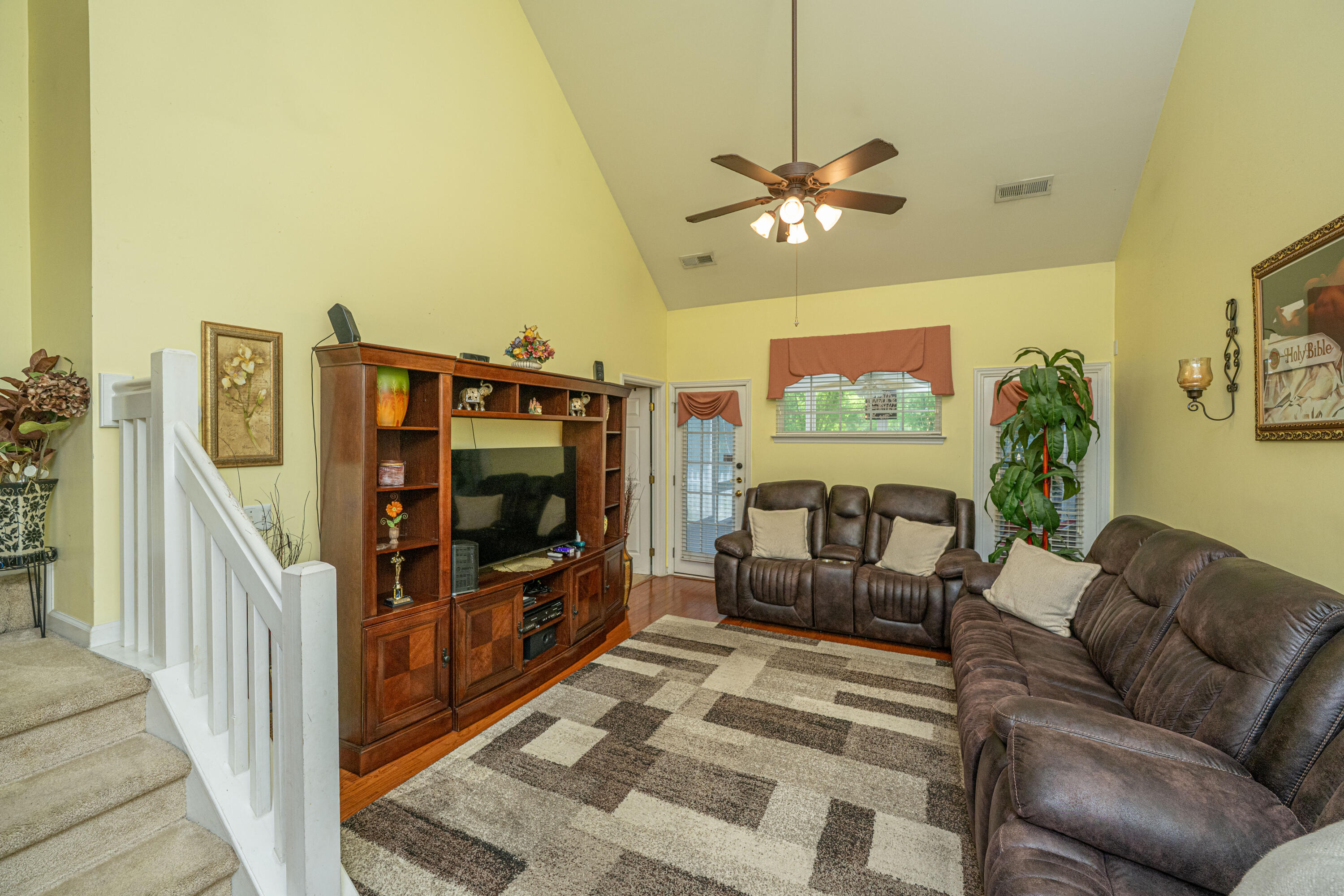 8652 Grassy Oak Trail