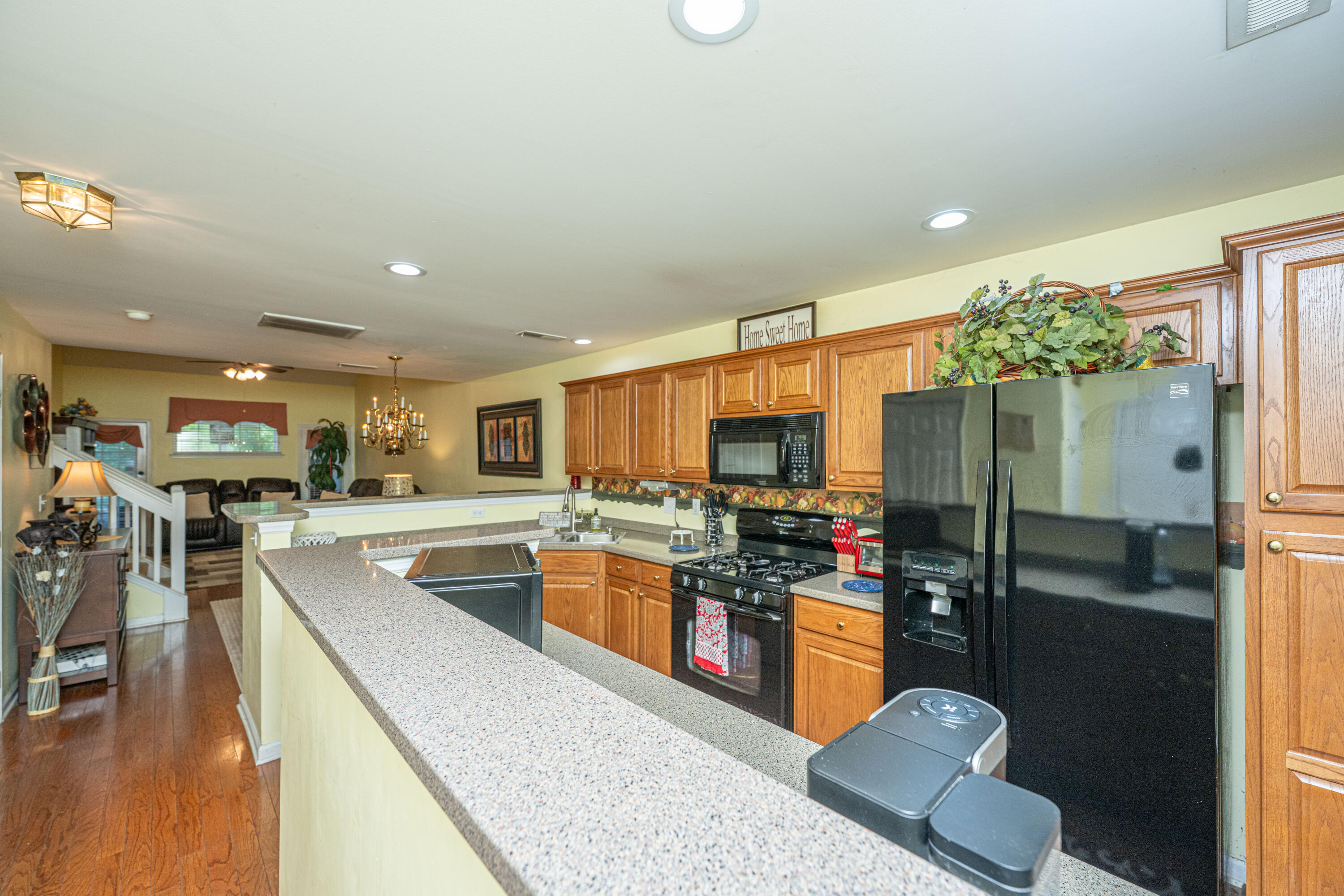 8652 Grassy Oak Trail