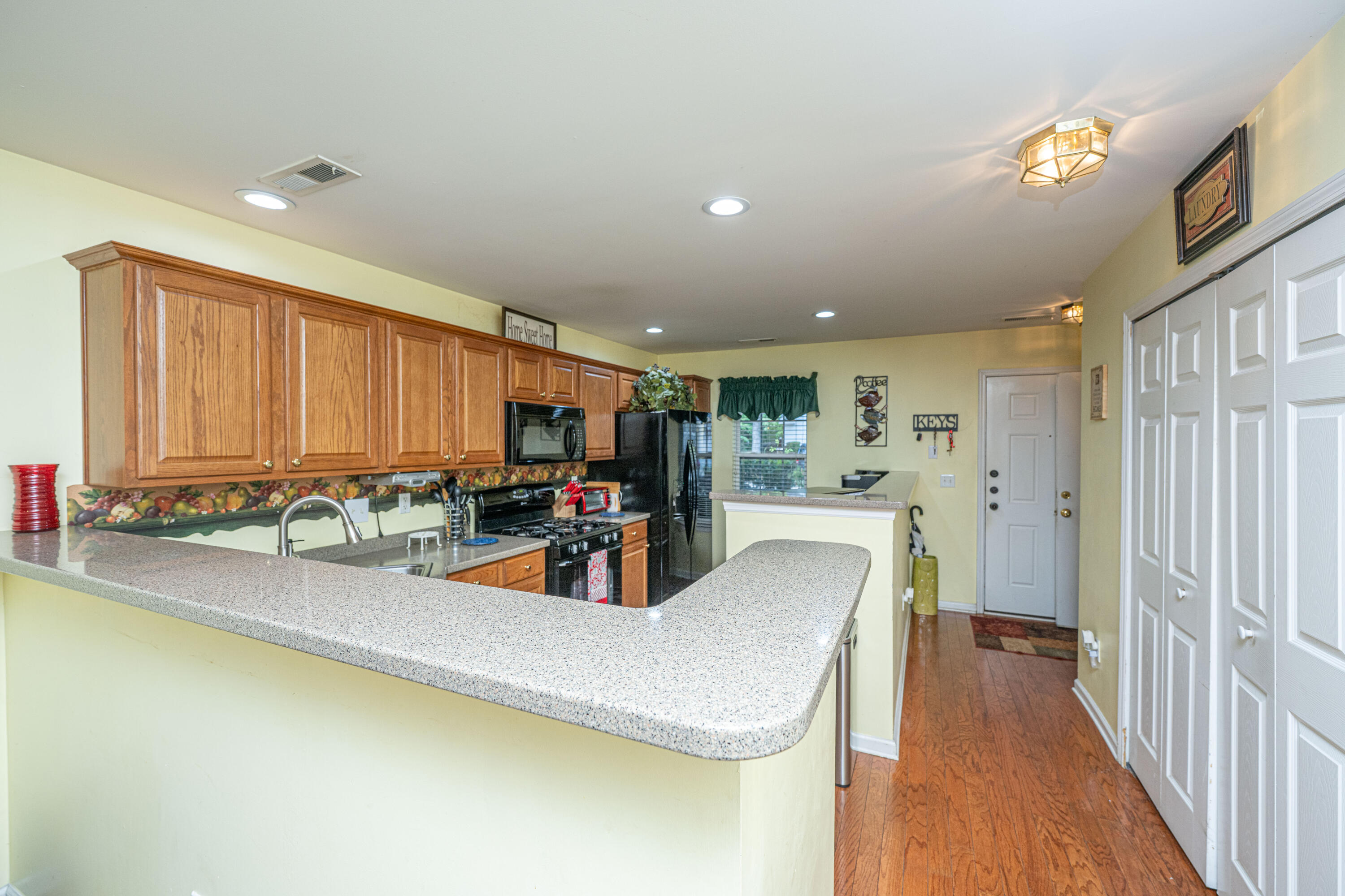 8652 Grassy Oak Trail