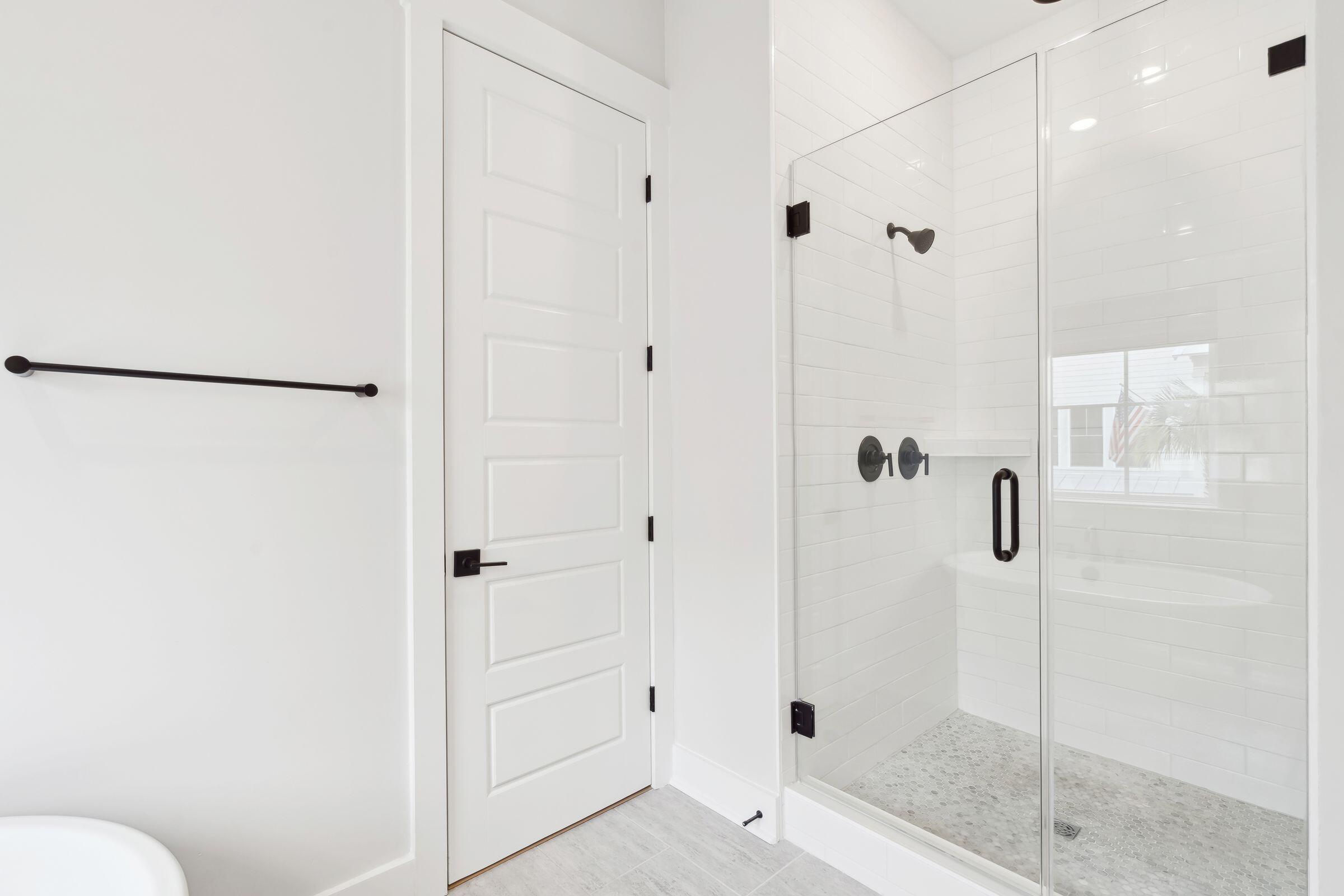 1604 Bernier Commons