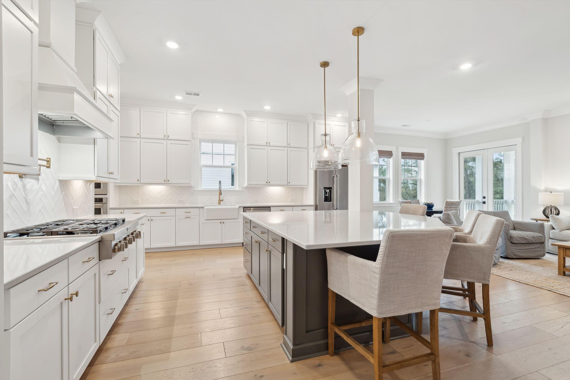 1604 Bernier Commons