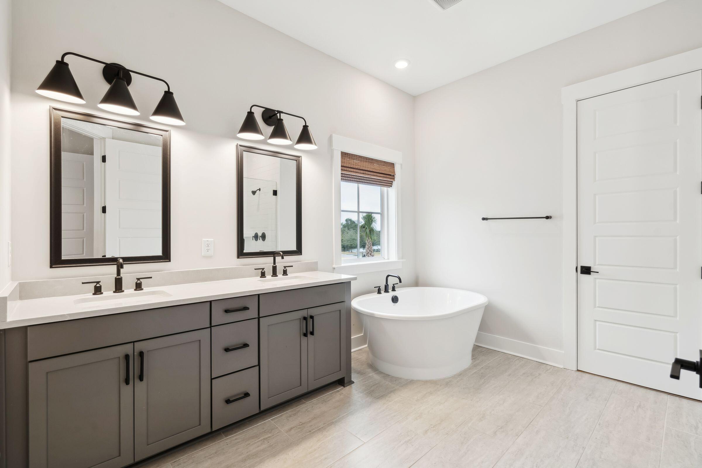 1604 Bernier Commons