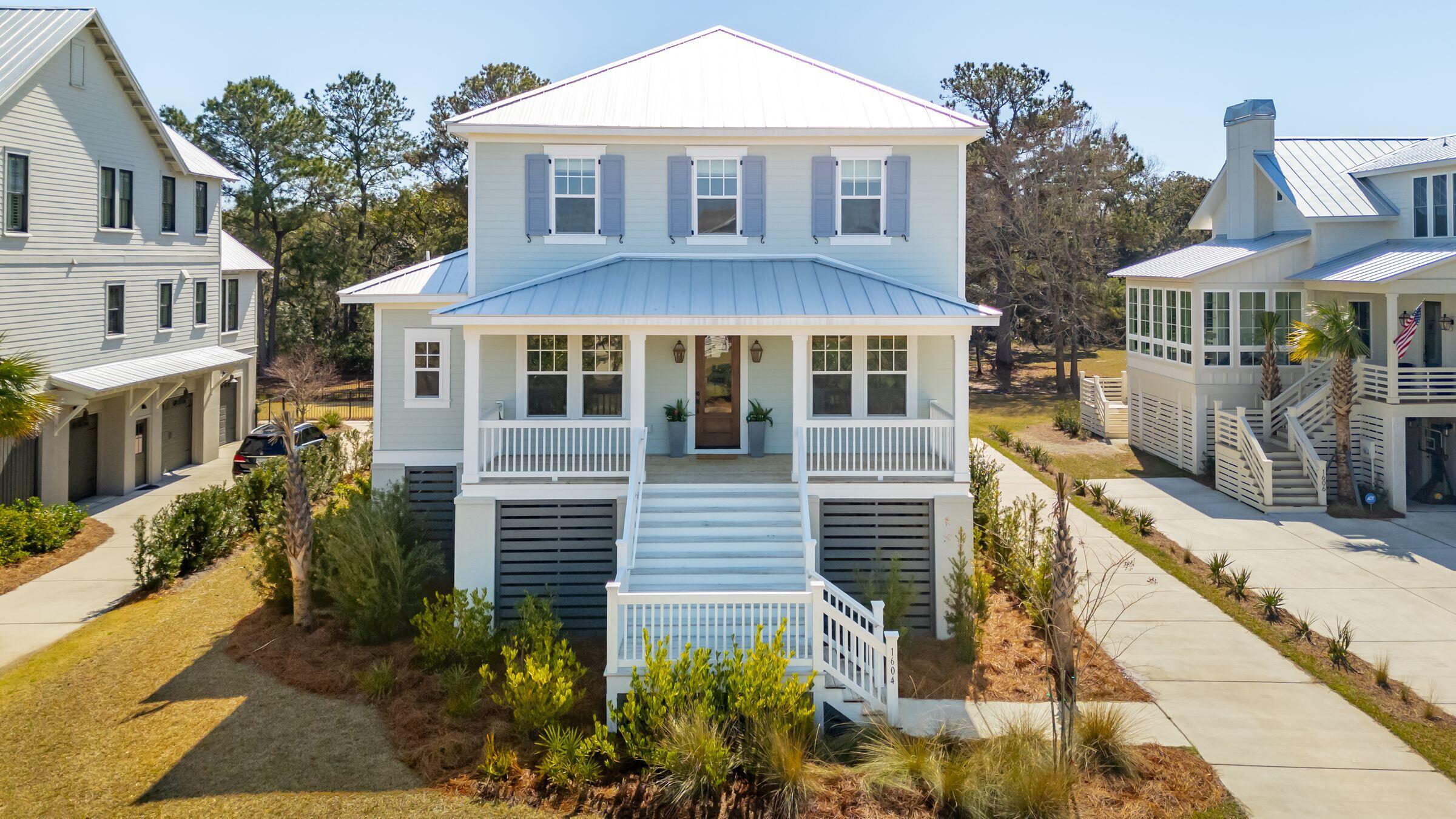 1604 Bernier Commons