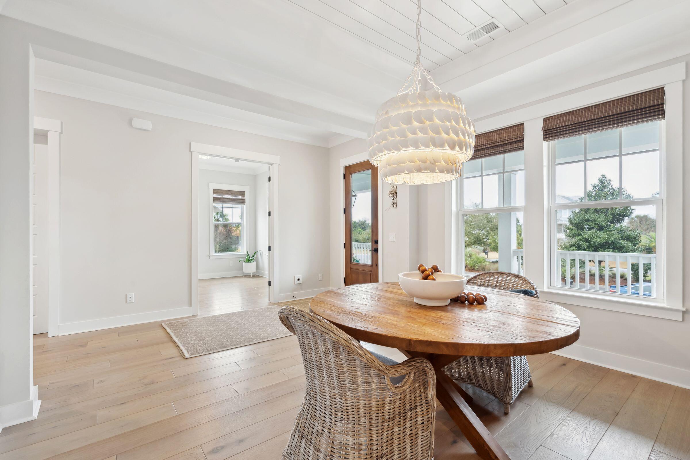 1604 Bernier Commons