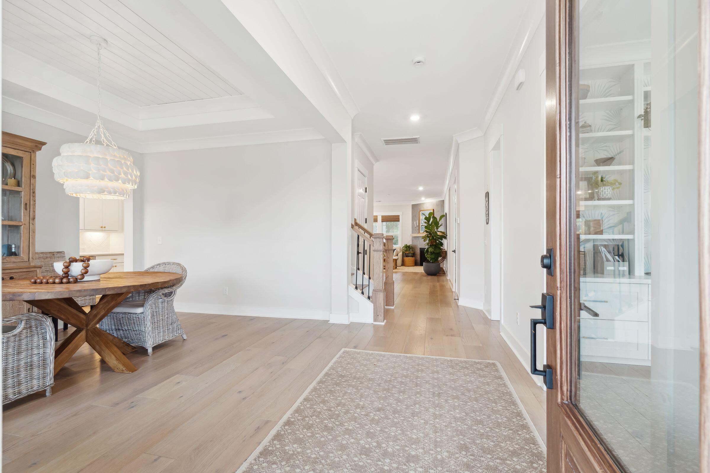 1604 Bernier Commons