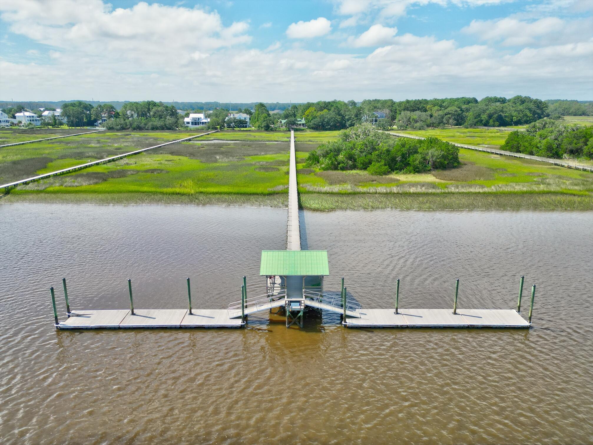 1604 Bernier Commons